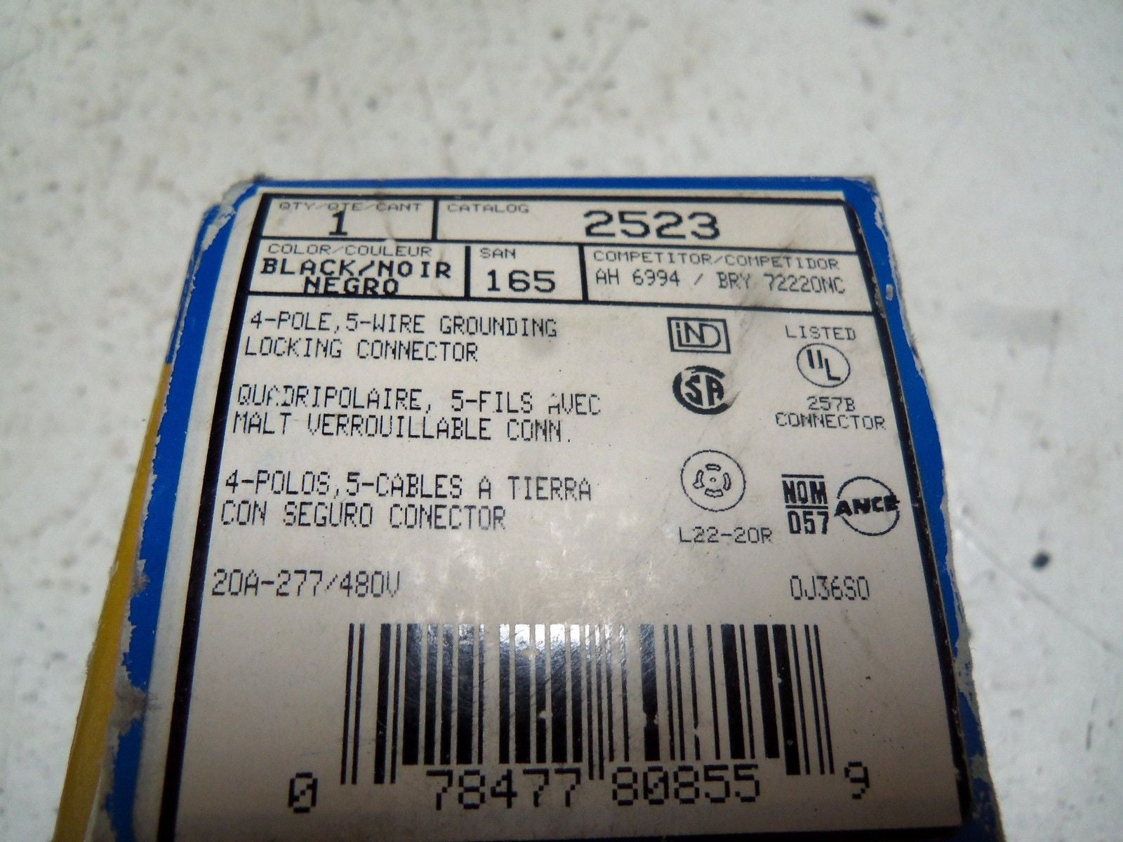 LEVITON 2523 CONNECTOR BODY *NEW IN BOX*