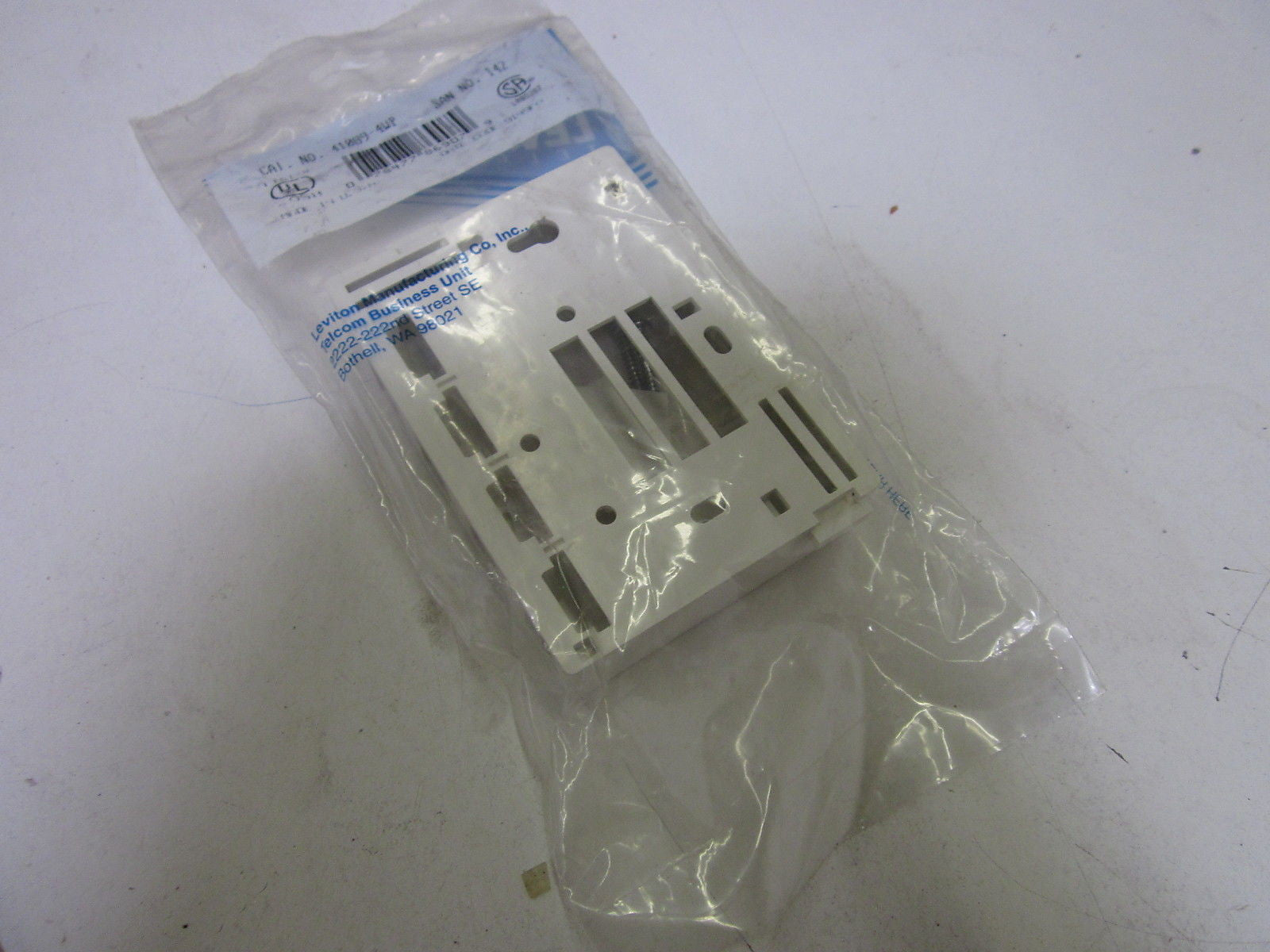 LEVITON 41089-4WP *NEW IN A FACTORY BAG*