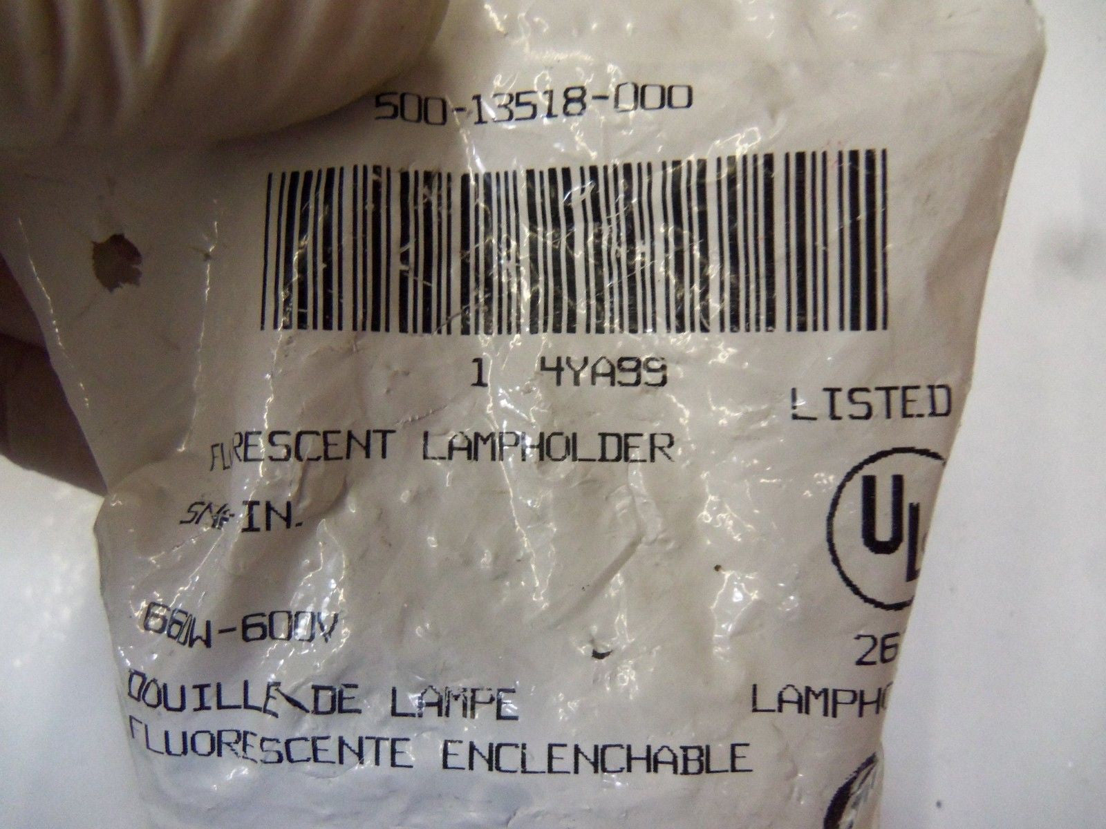 LEVITON 4YA99 LAMPHOLDER *NEW IN FACTORY BAG*