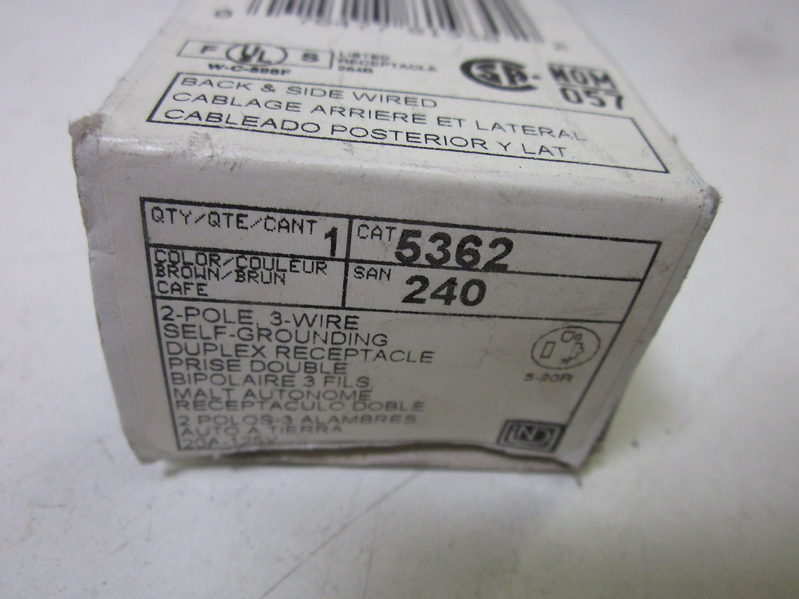 LEVITON 5362 RECEPTACLE *NEW IN BOX*