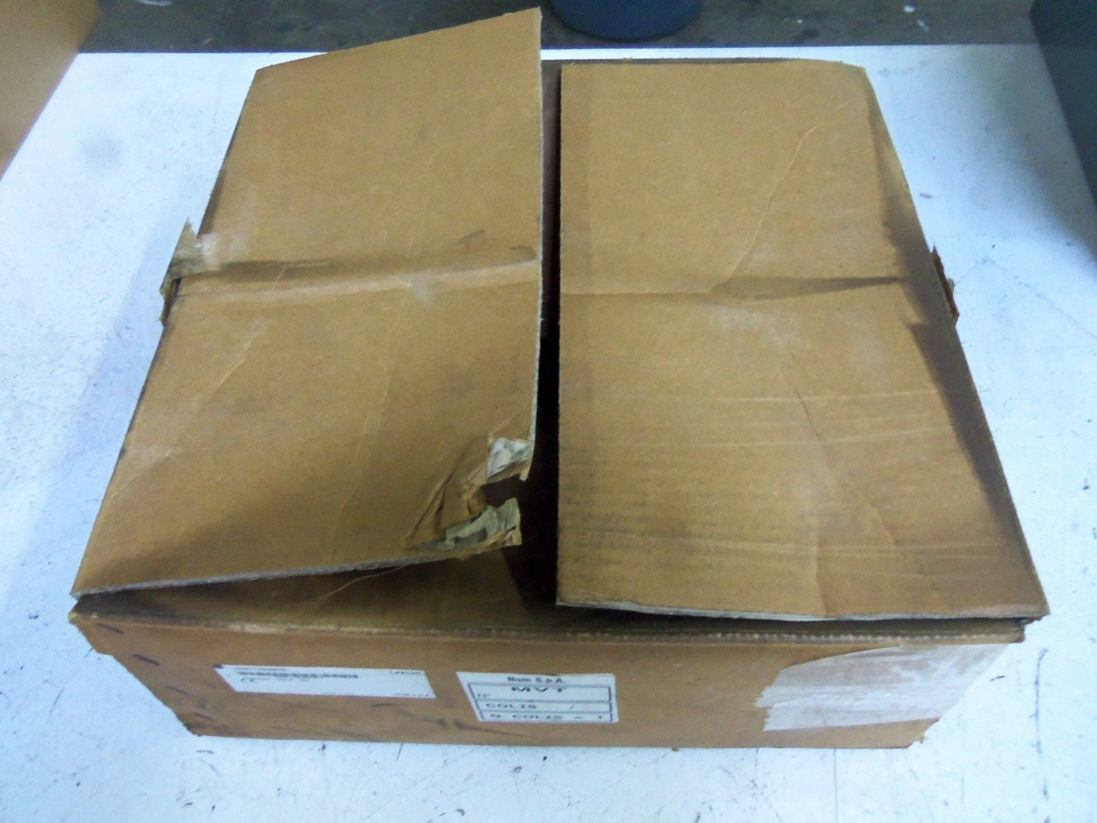 LEXIUM AGOKIT023M015 CABLE W/MOT CONN *NEW IN BOX*