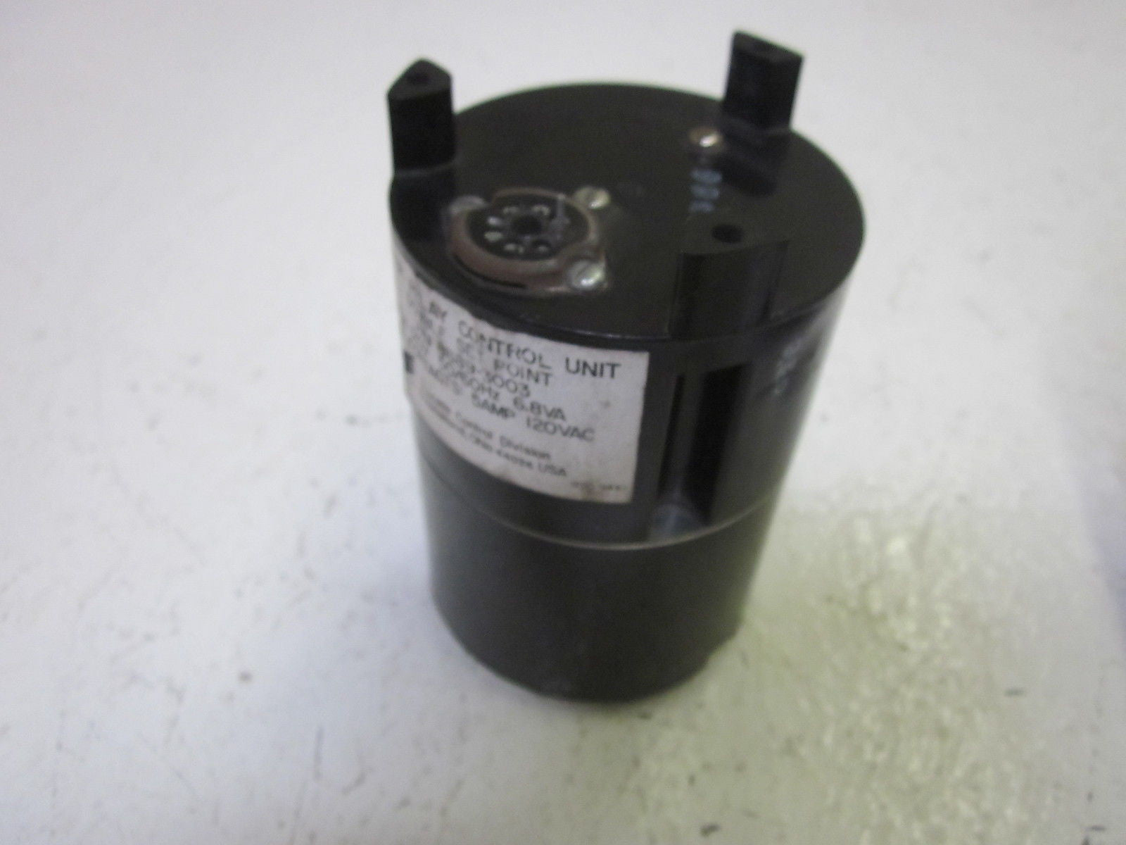 LFE 8889-3003 METER RELAY CONTROL UNIT 120V *USED*