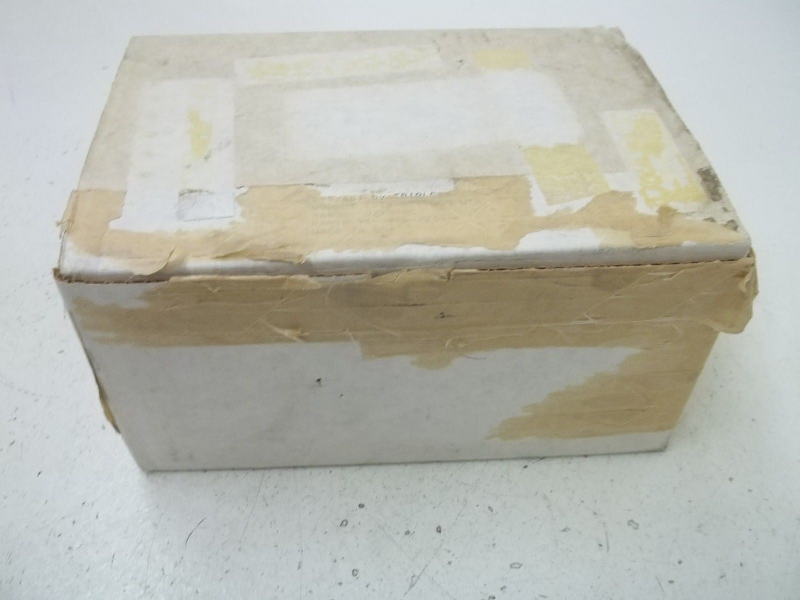 LFE 44B218530-001 PURITY METER HYDROGEN *NEW IN BOX*