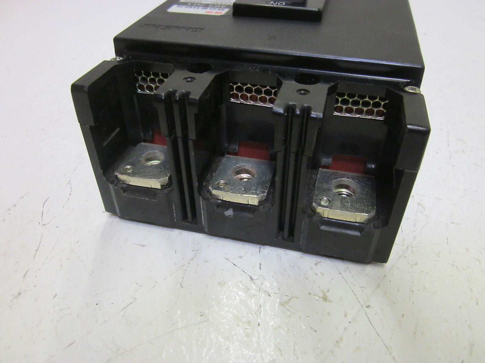 LG ABS 203 CIRCUIT BREAKER 3P 200A 600V *NEW NO BOX*