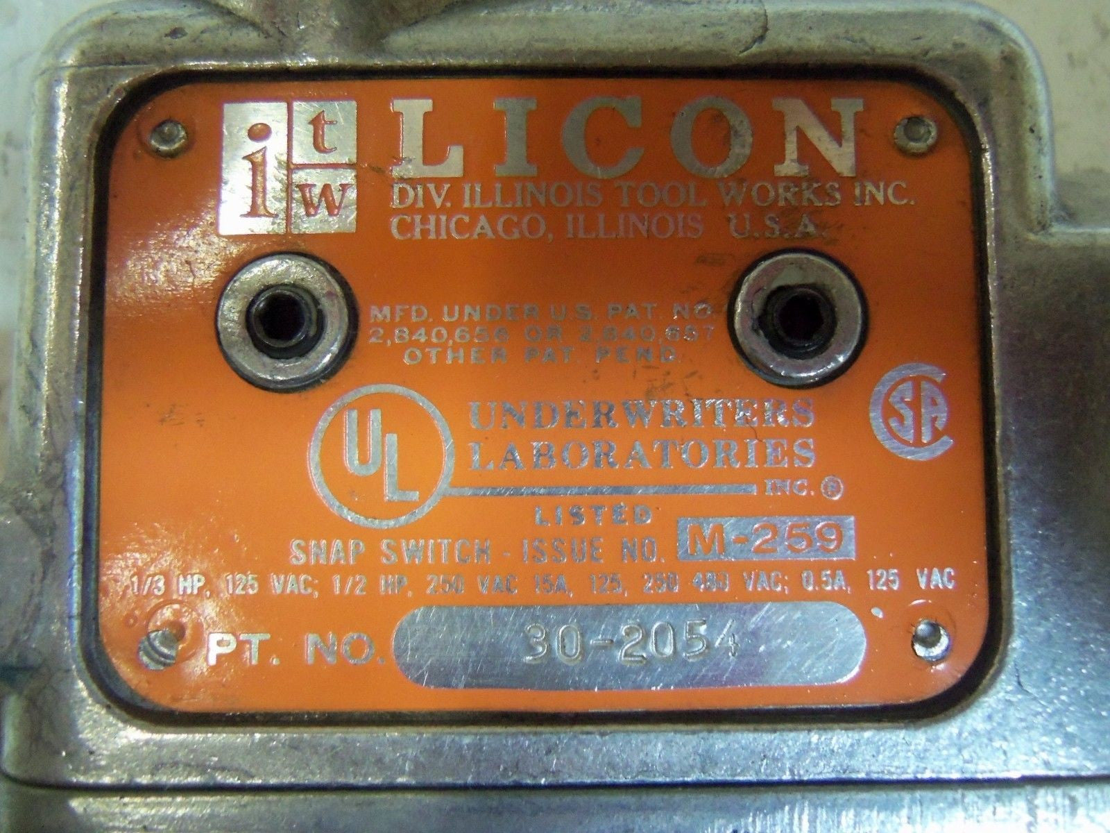 LINCOLN SNAP SWITCH 30-2054 *USED*