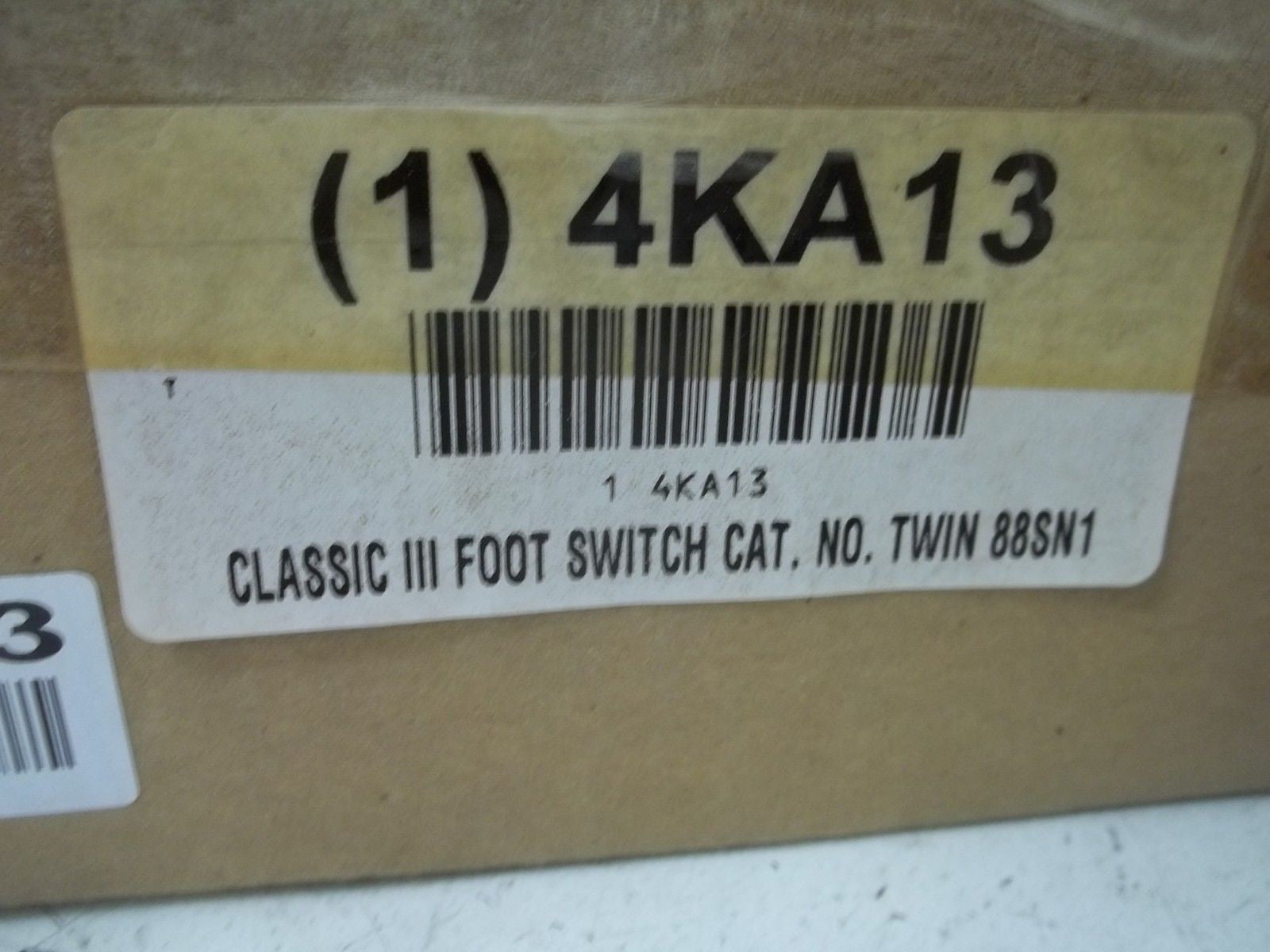 LINEMASTER CLASSIC III TWIN88SN1 FOOT SWITCH *NEW IN BOX*