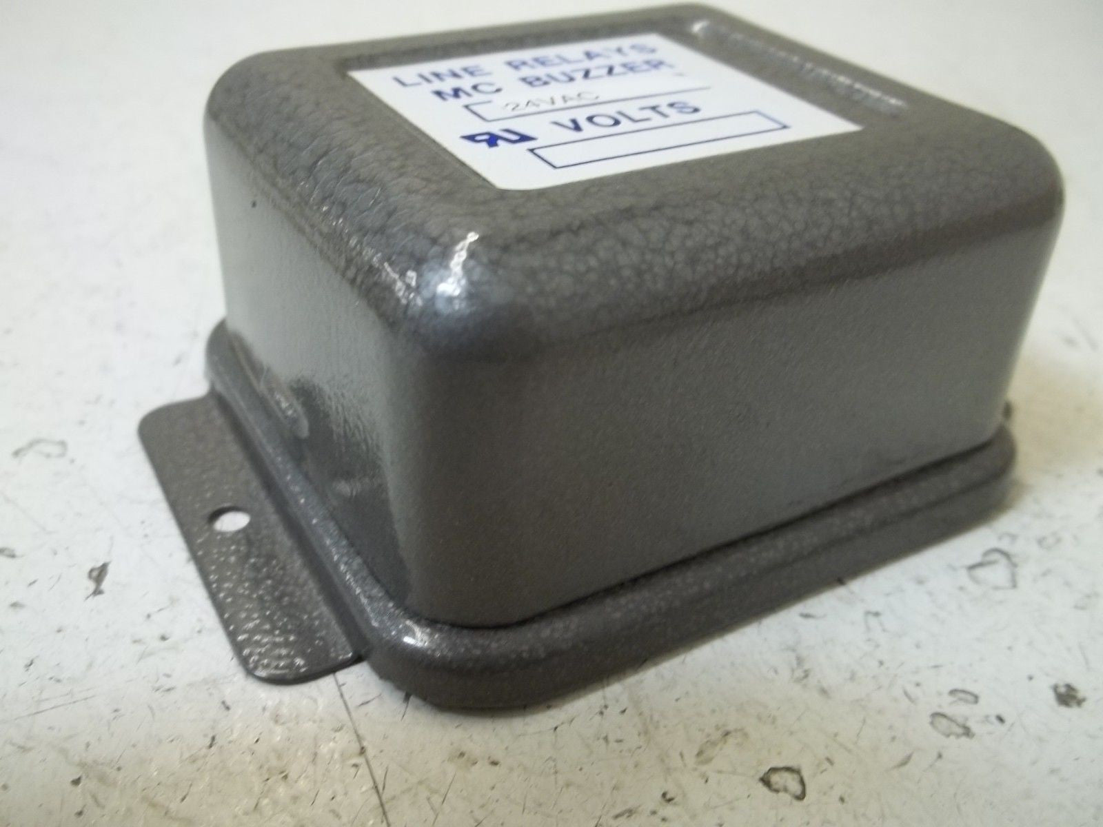 LINE RELAYS 24VAC MC BUZZER *NEW IN BOX*