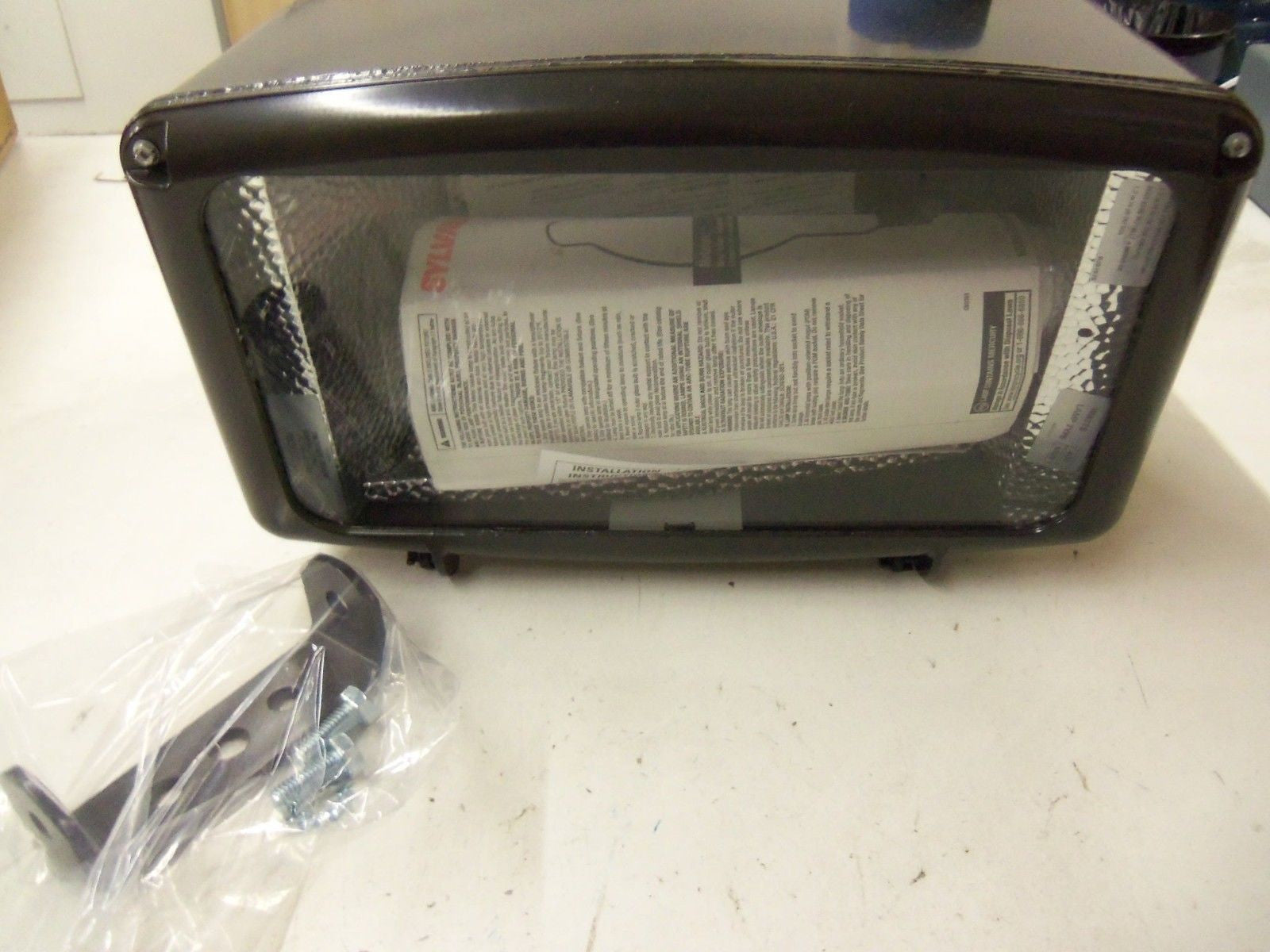 LITHONIA LIGHTING 3YA65 *NEW IN BOX*