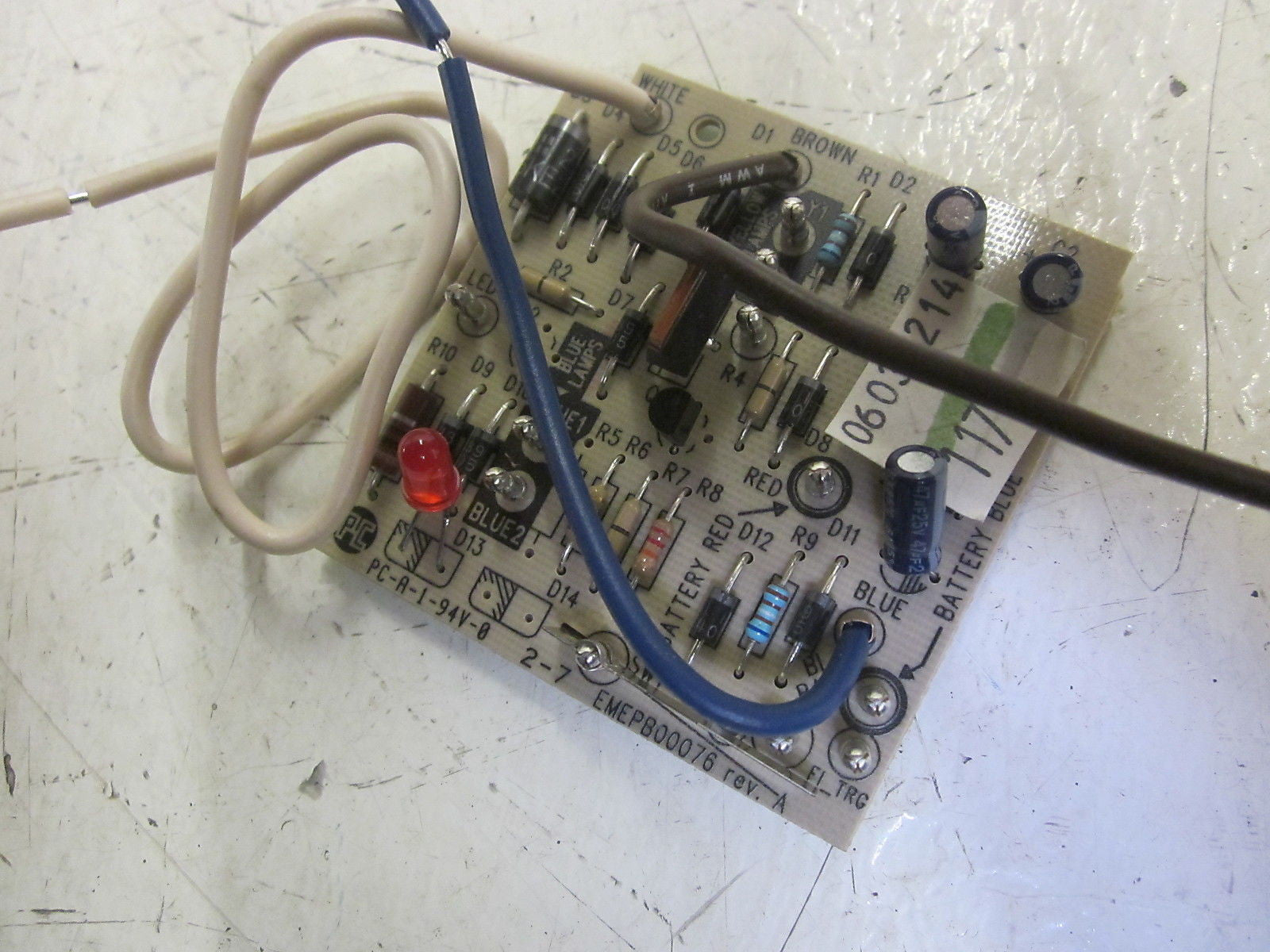 LITHONIA LIGHTING ELP U336 REPLACEMENT CHARGER BOARD *USED*