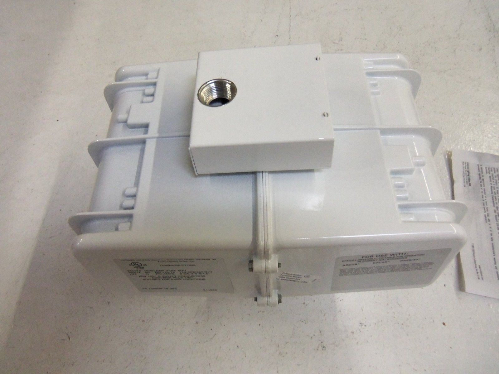 LITHONIA TH1000MP BALLAST HOUSING *NEW IN BOX*