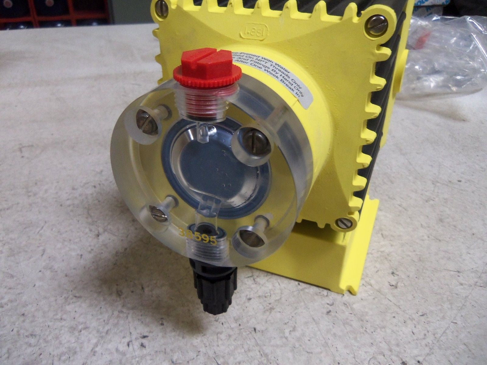 LMI C121-460SI PUMP *NEW IN BOX*