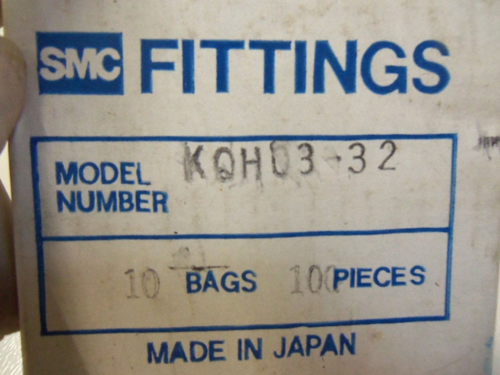 LOT OF 100 SMC KQH03-32 *NEW IN BOX*