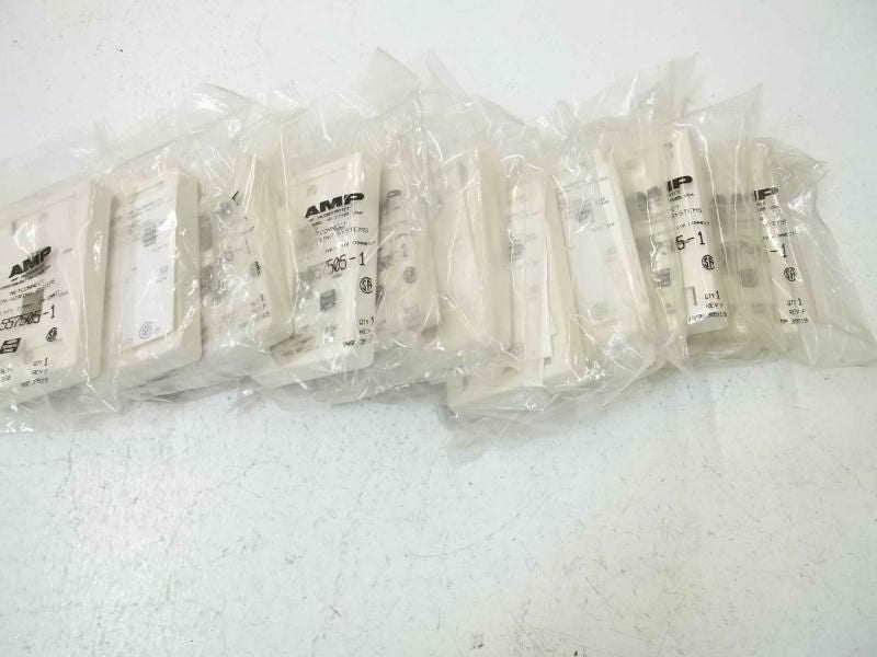 LOT OF 10 AMP 557505-1 *NEW IN A FACTORY BAG*
