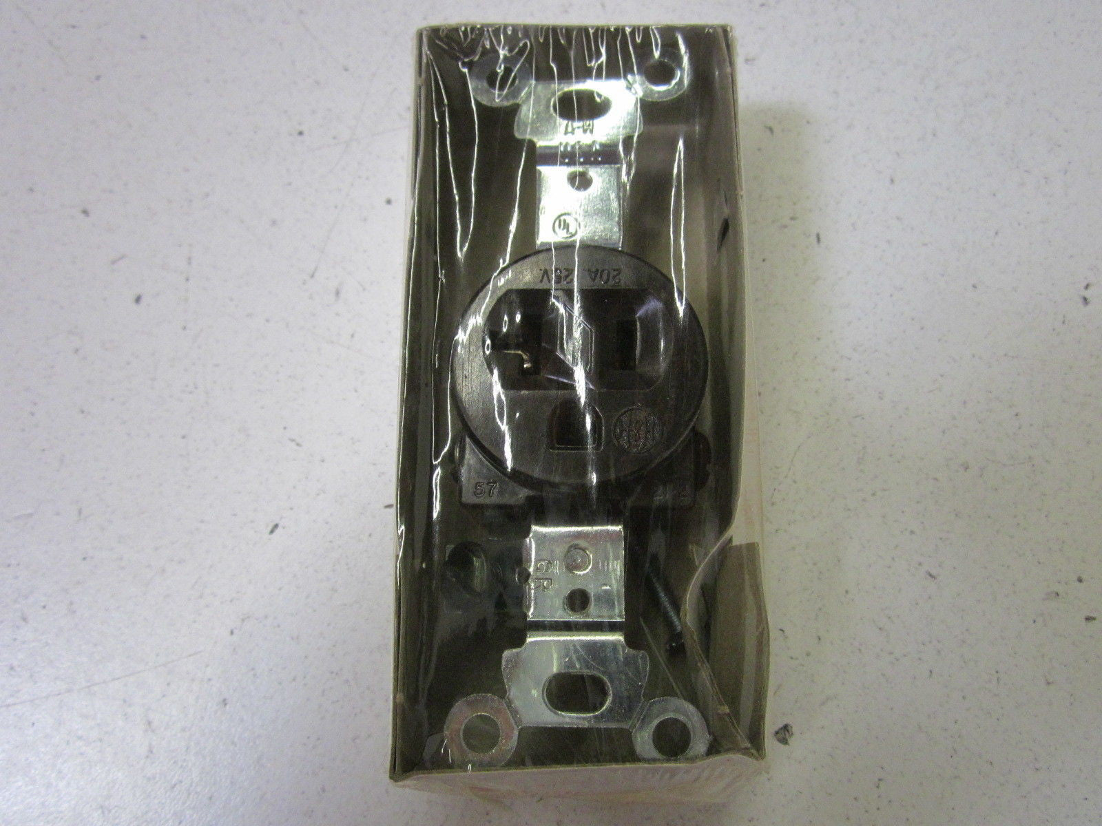 LOT OF 10 ARROW HART 5361 SINGLE RECEPTACLE *NEW IN BOX*