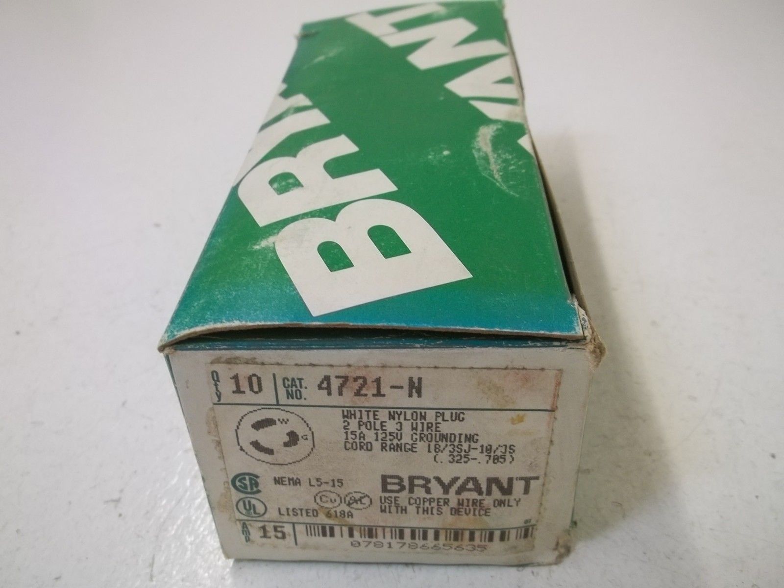 LOT OF 10 BRYANT 4721-N WHITE NYLON PLUG 2POLE 3WIRE *NEW IN BOX*