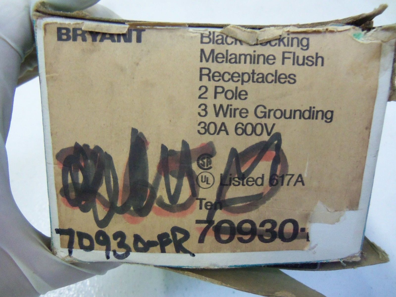 LOT OF 10 BRYANT 70930-FR *NEW IN BOX*