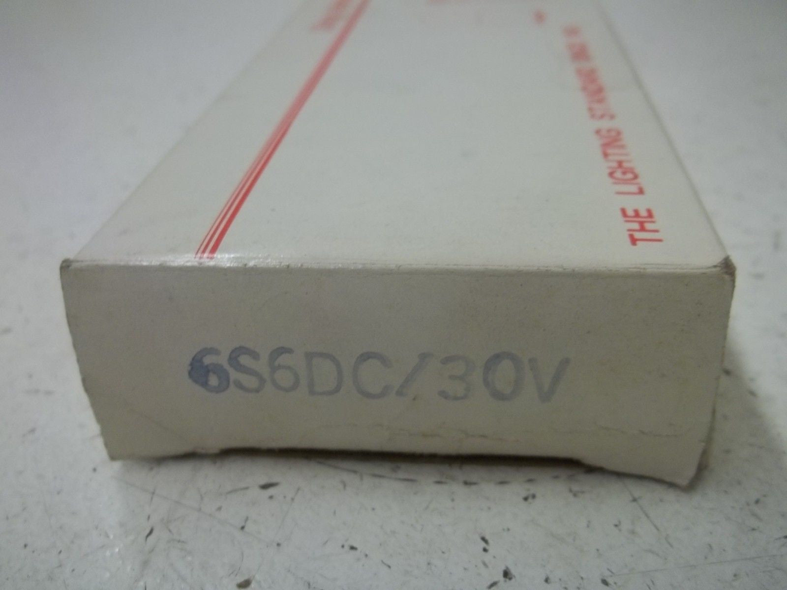 LOT OF 10 CHICAGO MINIATURE LAMP 6S6DC/30V LAMPS *NEW IN BOX*