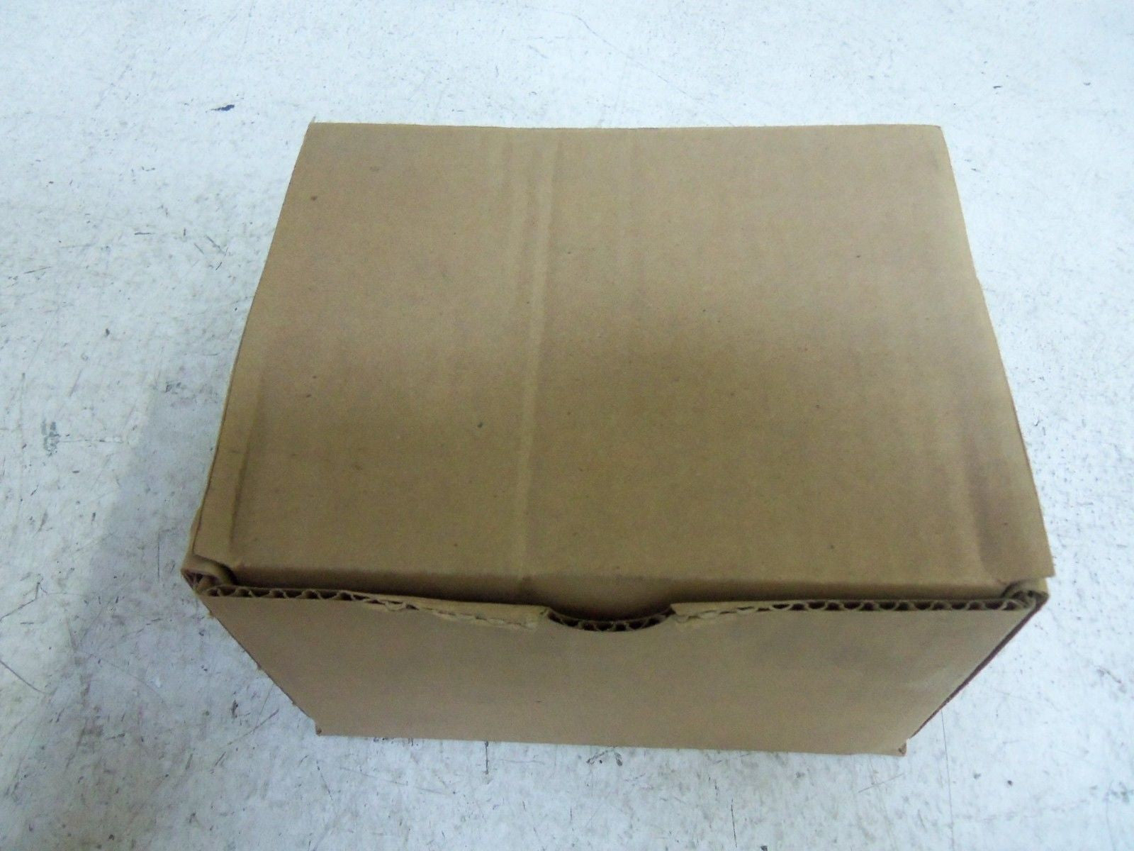 LOT OF 10 CROUSE-HINDS UNF205SA CONDUIT *NEW IN BOX*