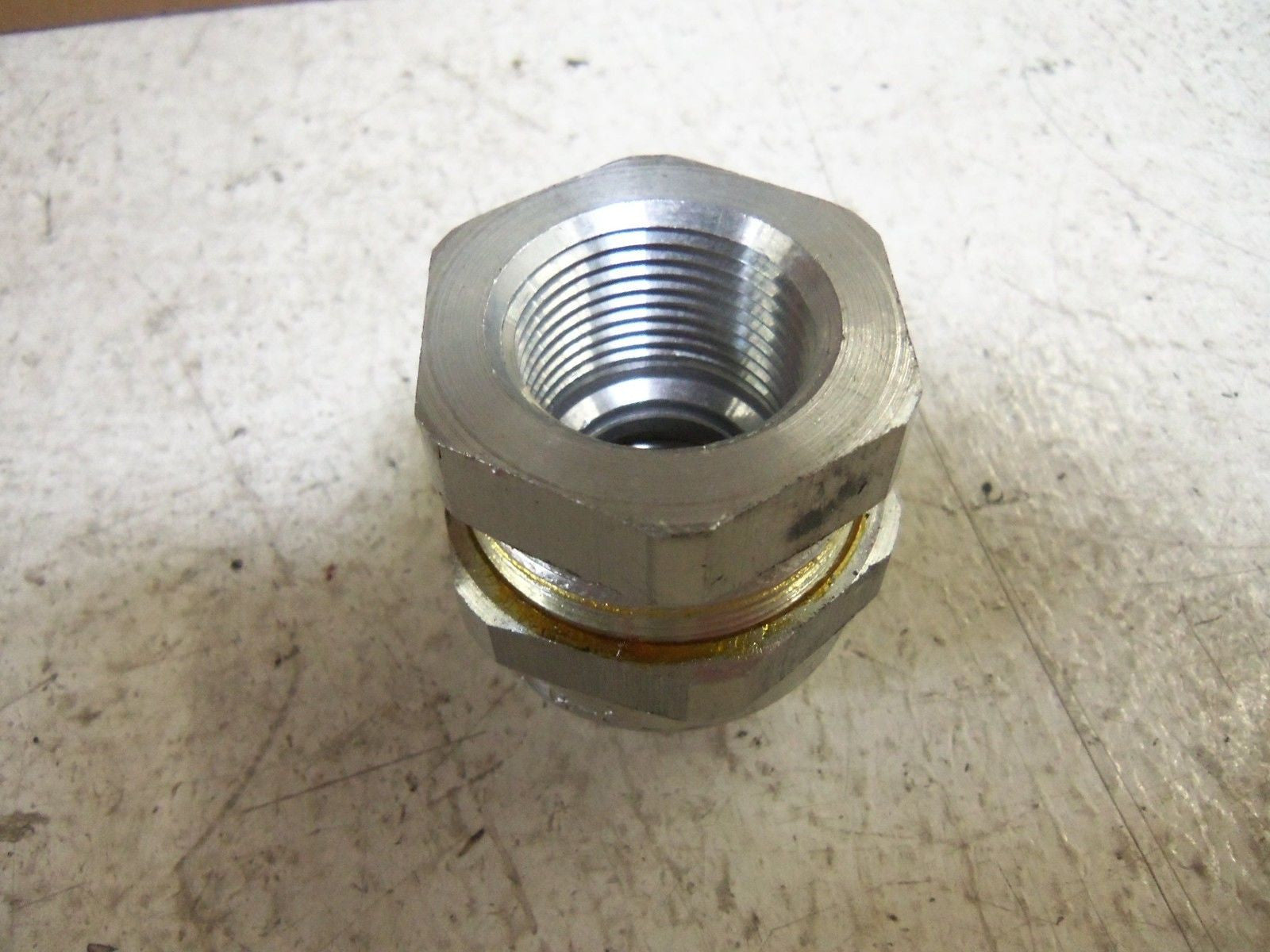 LOT OF 10 CROUSE-HINDS UNF205SA CONDUIT *NEW IN BOX*