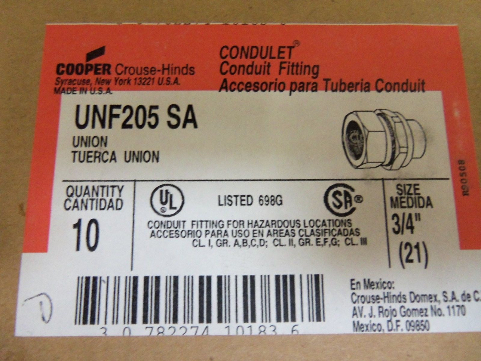 LOT OF 10 CROUSE-HINDS UNF205SA CONDUIT *NEW IN BOX*