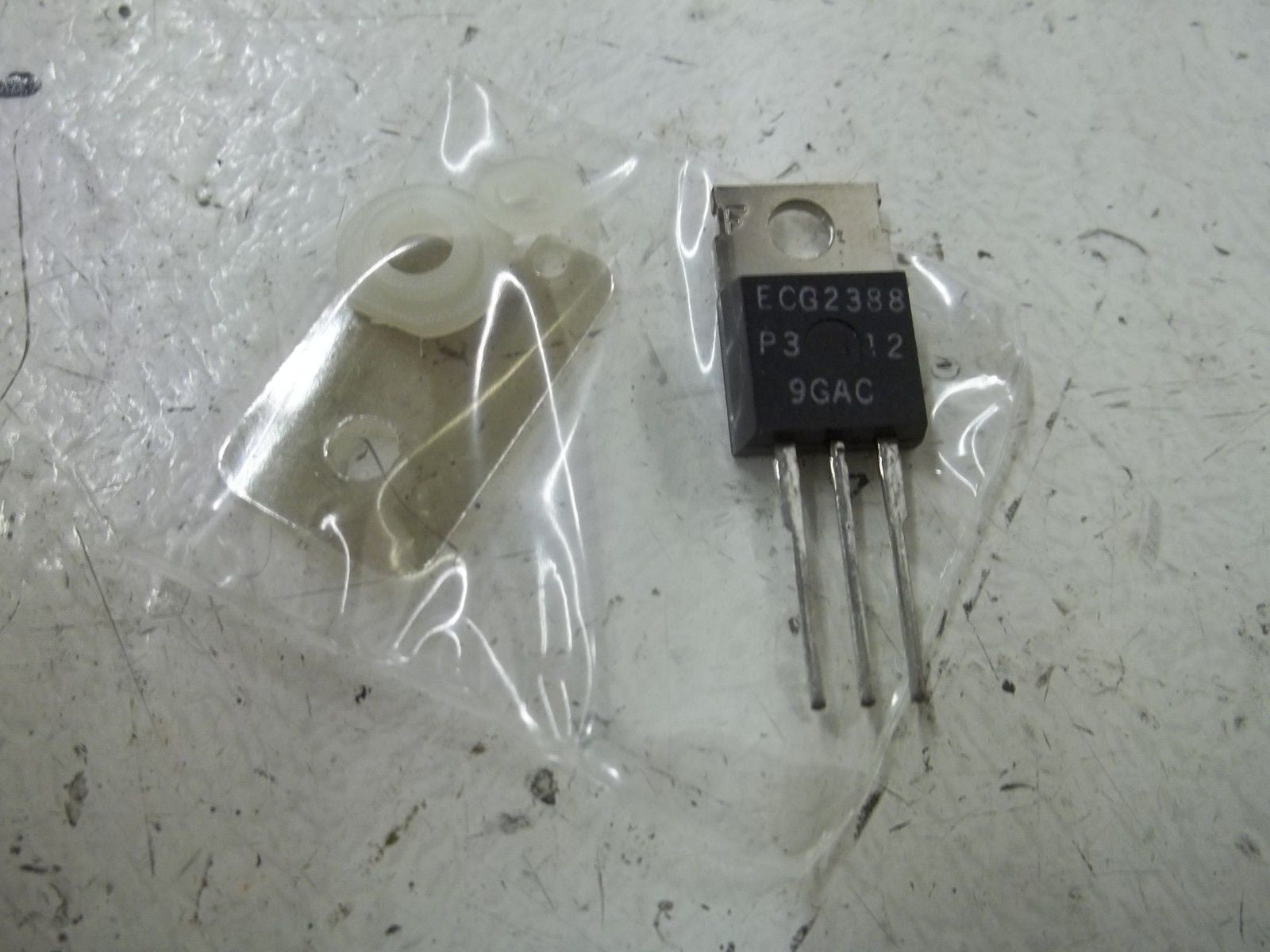 LOT OF 10 ECG ECG2388 COMPONENT *NEW IN BOX*