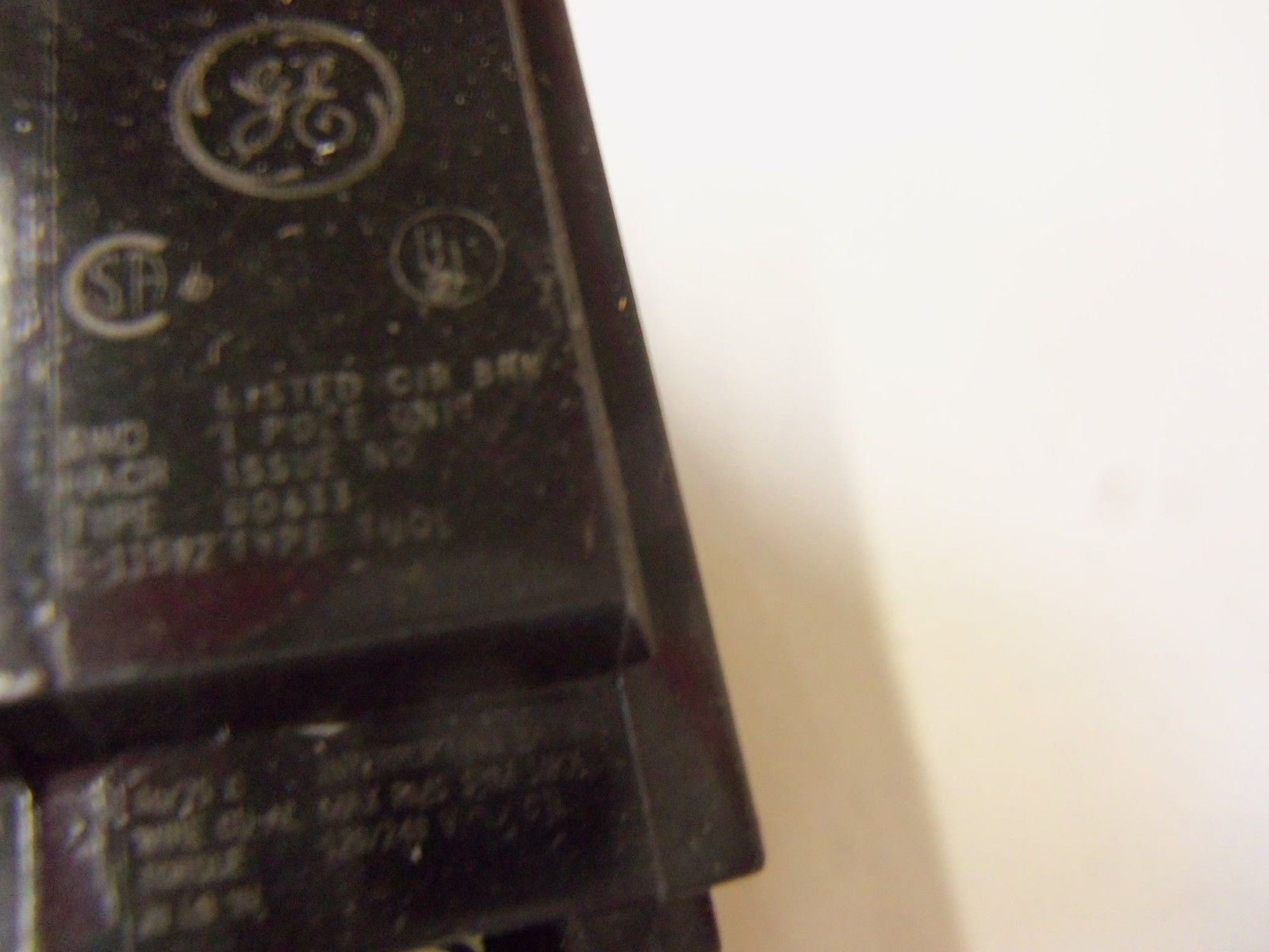 LOT OF 10 GENERAL ELECTRIC CIRCUIT BREAKER THQL1120 *NEW IN BOX*