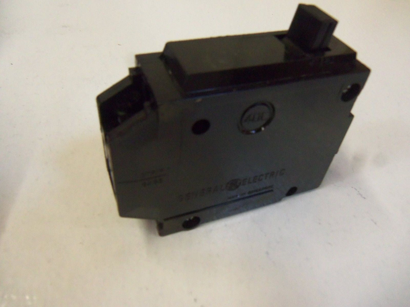 LOT OF 10 GENERAL ELECTRIC CIRCUIT BREAKER THQL1120 *NEW IN BOX*