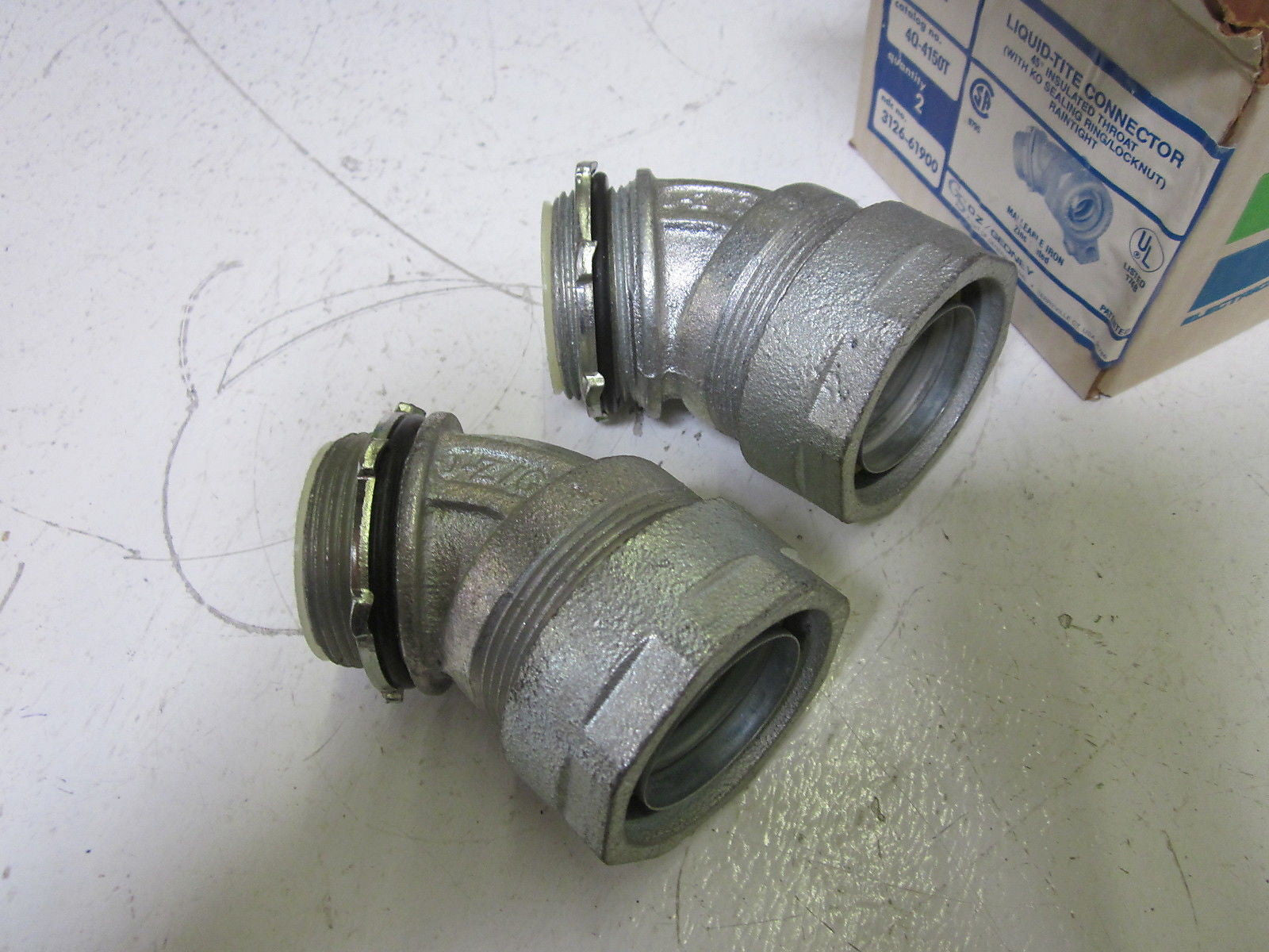 LOT OF 10 GENERAL SIGNAL 4Q-4150T LIQUID TIGHT CONNECTOR 1-1/2"  *NEW IN BOX*
