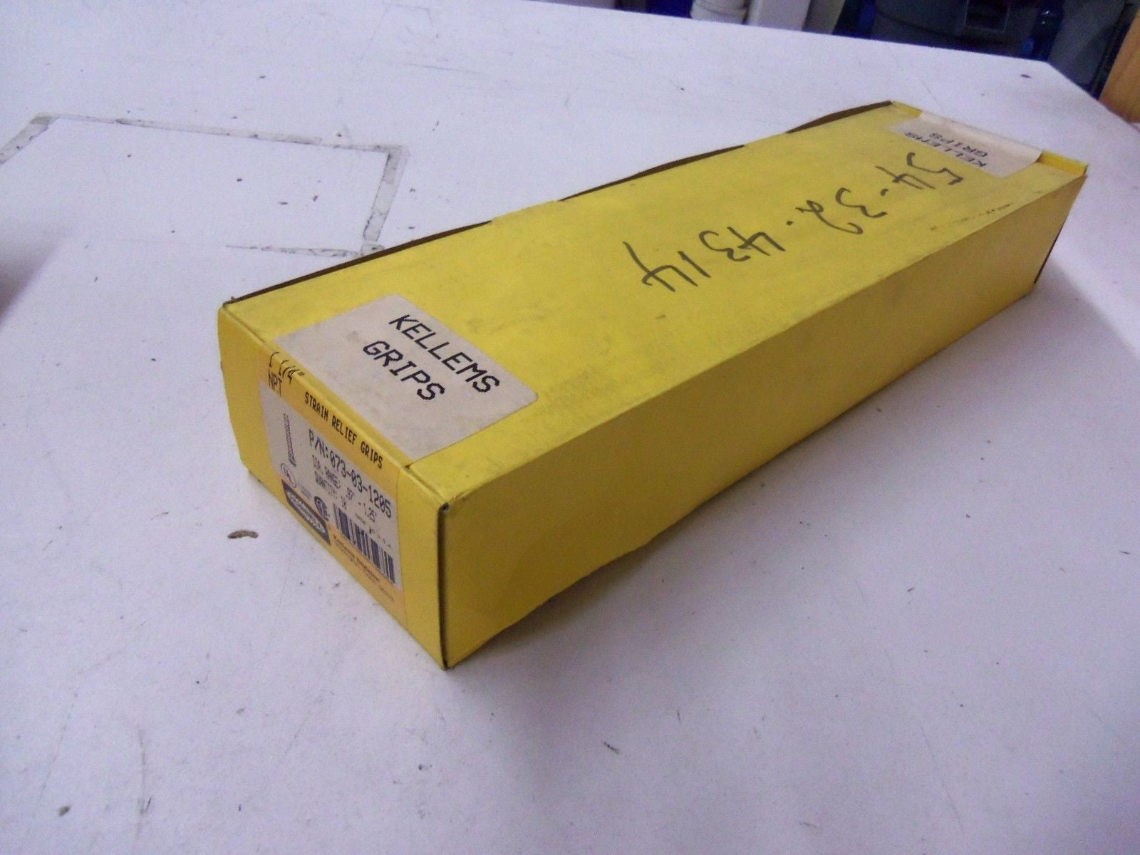 LOT OF 10 HUBBELL 073-03-1205 *FACTORY SEALED*