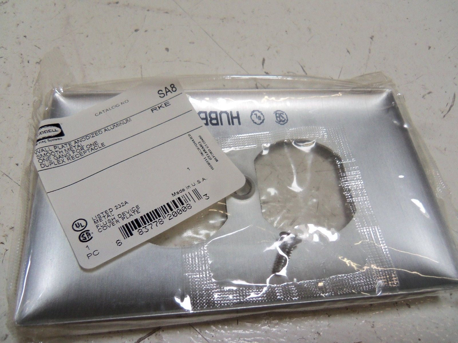 LOT OF 10 HUBBELL SA8 WALLPLATE *NEW IN BOX*