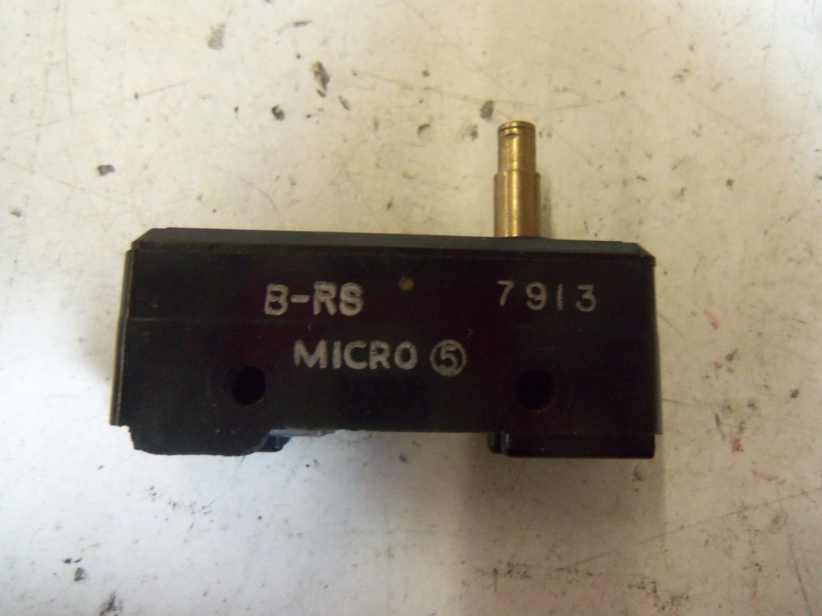 LOT OF 10 MICRO B-RS *NEW NO BOX*