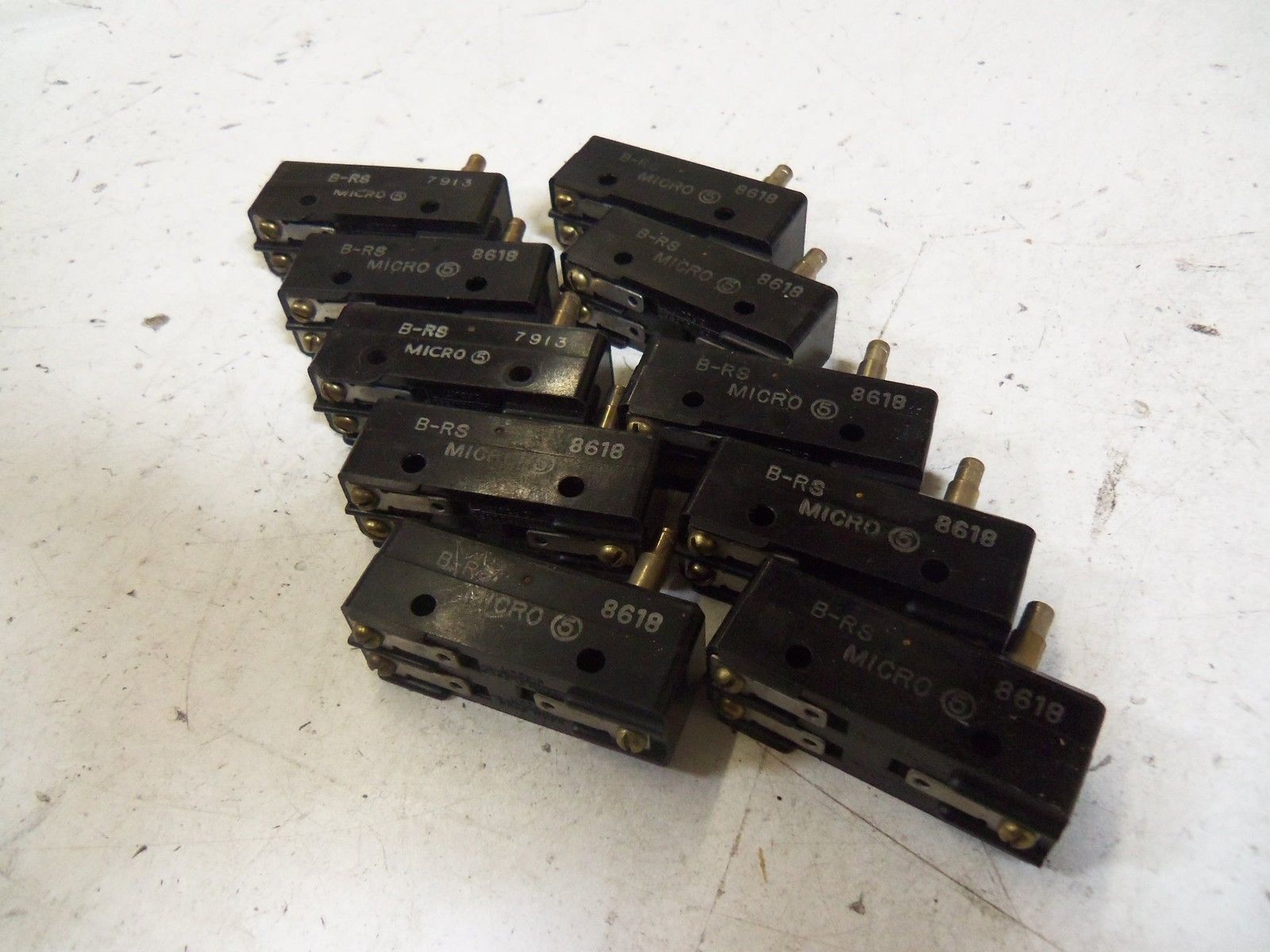 LOT OF 10 MICRO B-RS *NEW NO BOX*