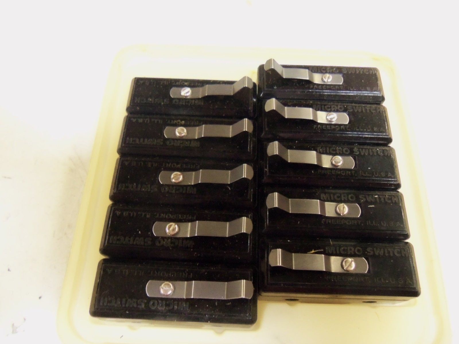 LOT OF 10 MICROSWITCH BZ-2ALE3-A6 *NEW IN BOX*
