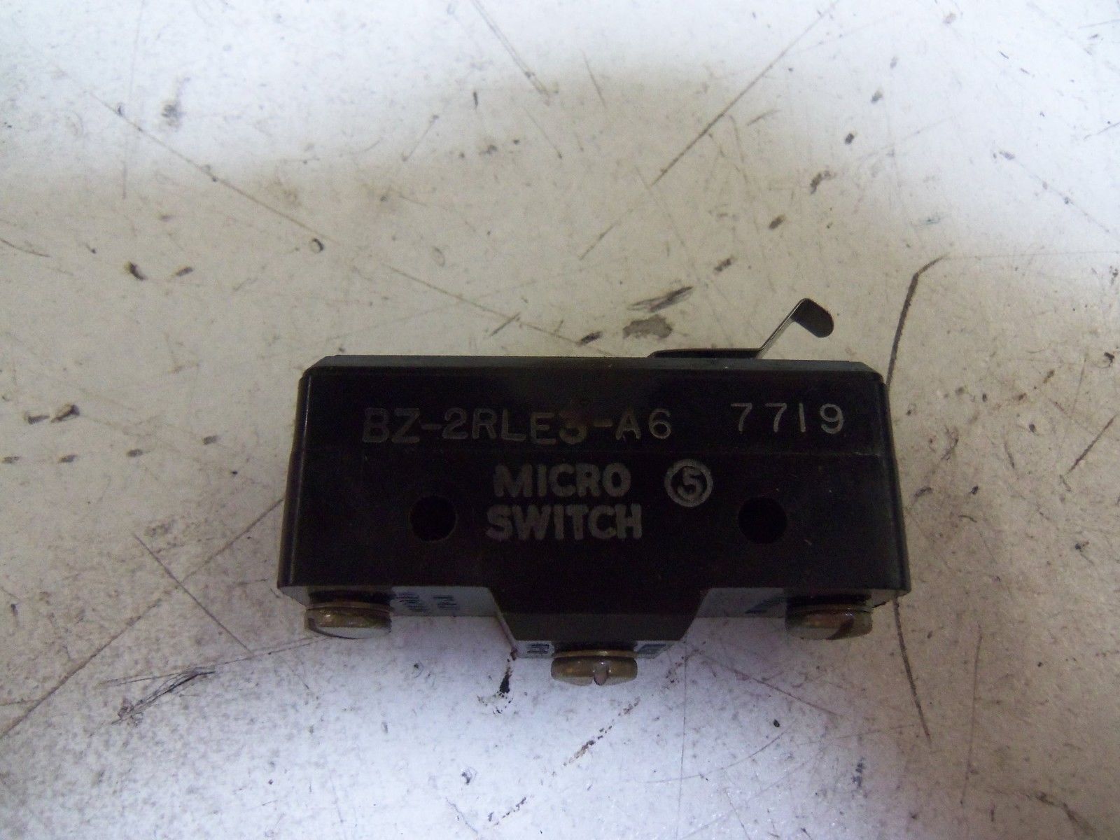 LOT OF 10 MICROSWITCH BZ-2ALE3-A6 *NEW IN BOX*