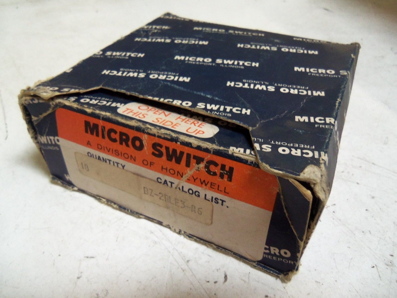 LOT OF 10 MICROSWITCH BZ-2ALE3-A6 *NEW IN BOX*