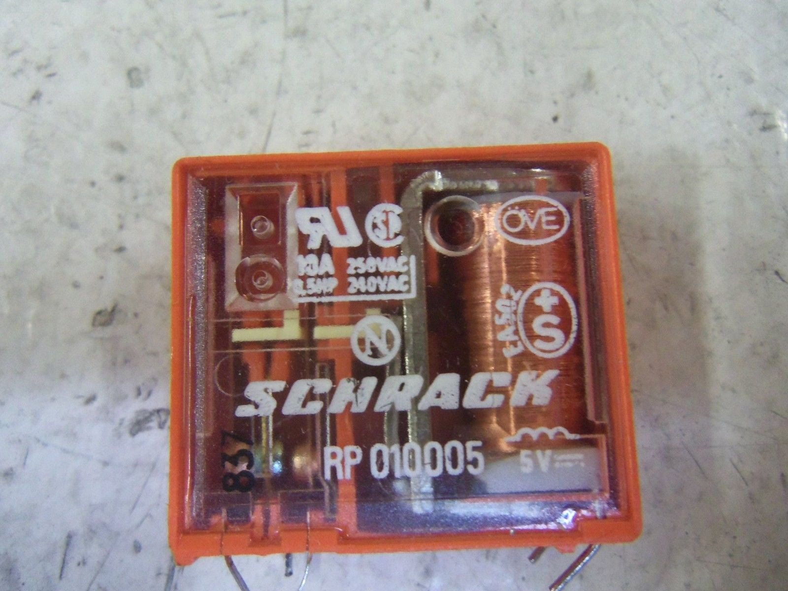 LOT OF 10 SCHRACK RP010005 *USED*