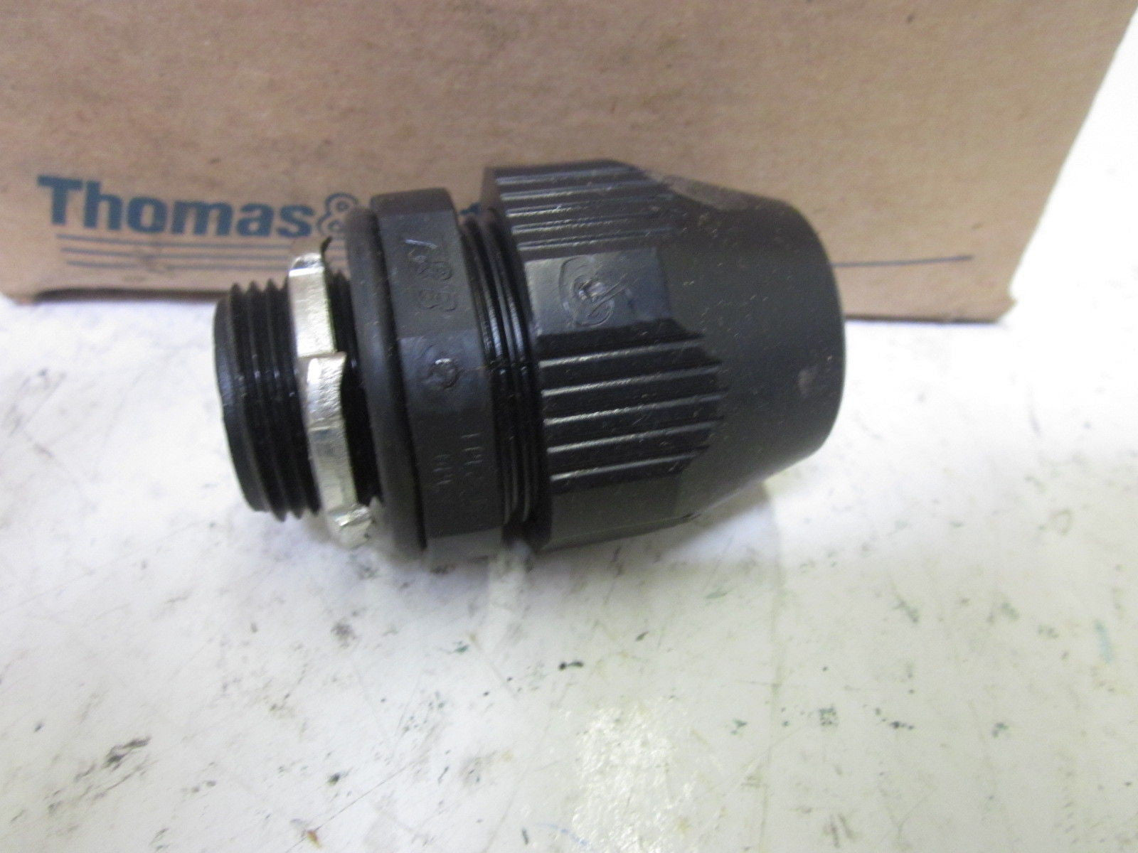 THOMAS & BETTS LT75P *NEW IN BOX*