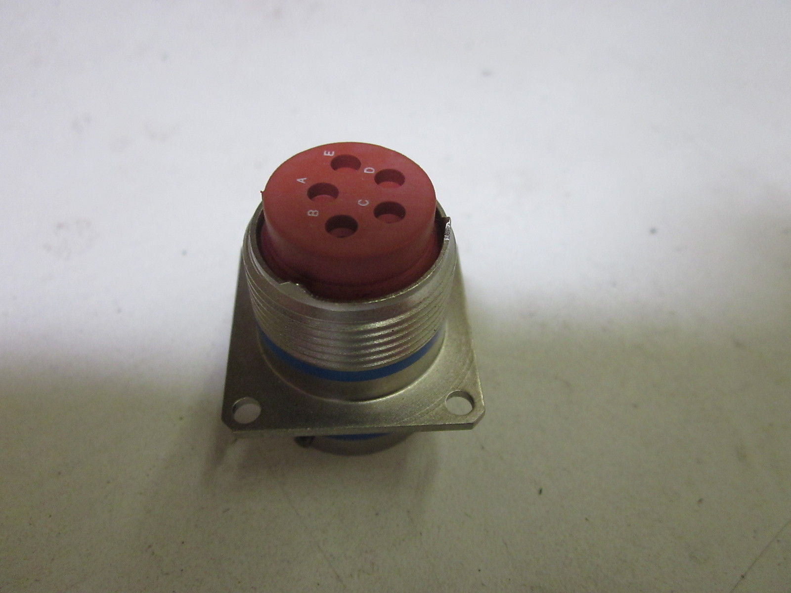 LOT OF 12 AMPHENOL MS3470L14-5P *NEW NO BOX*