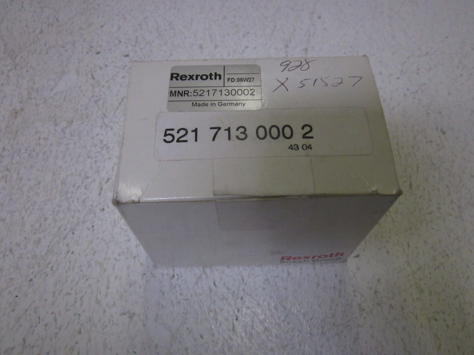 LOT OF 12 REXROTH 521 713 000 2 VALVE *NEW IN BOX*