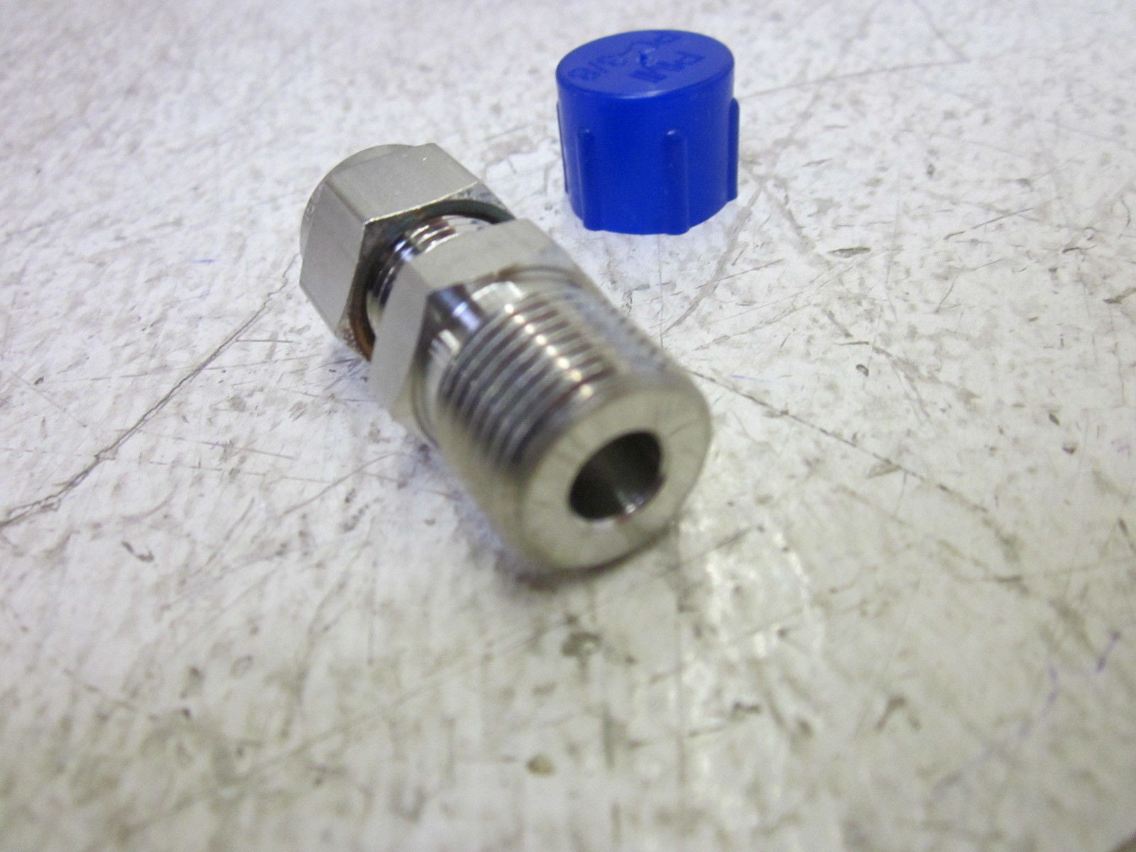 LOT OF 13 PARKER A-LOK 6MSC6N-316 STAINLEES STEEL TUBE FITTING *NEW OUT OF  BOX*