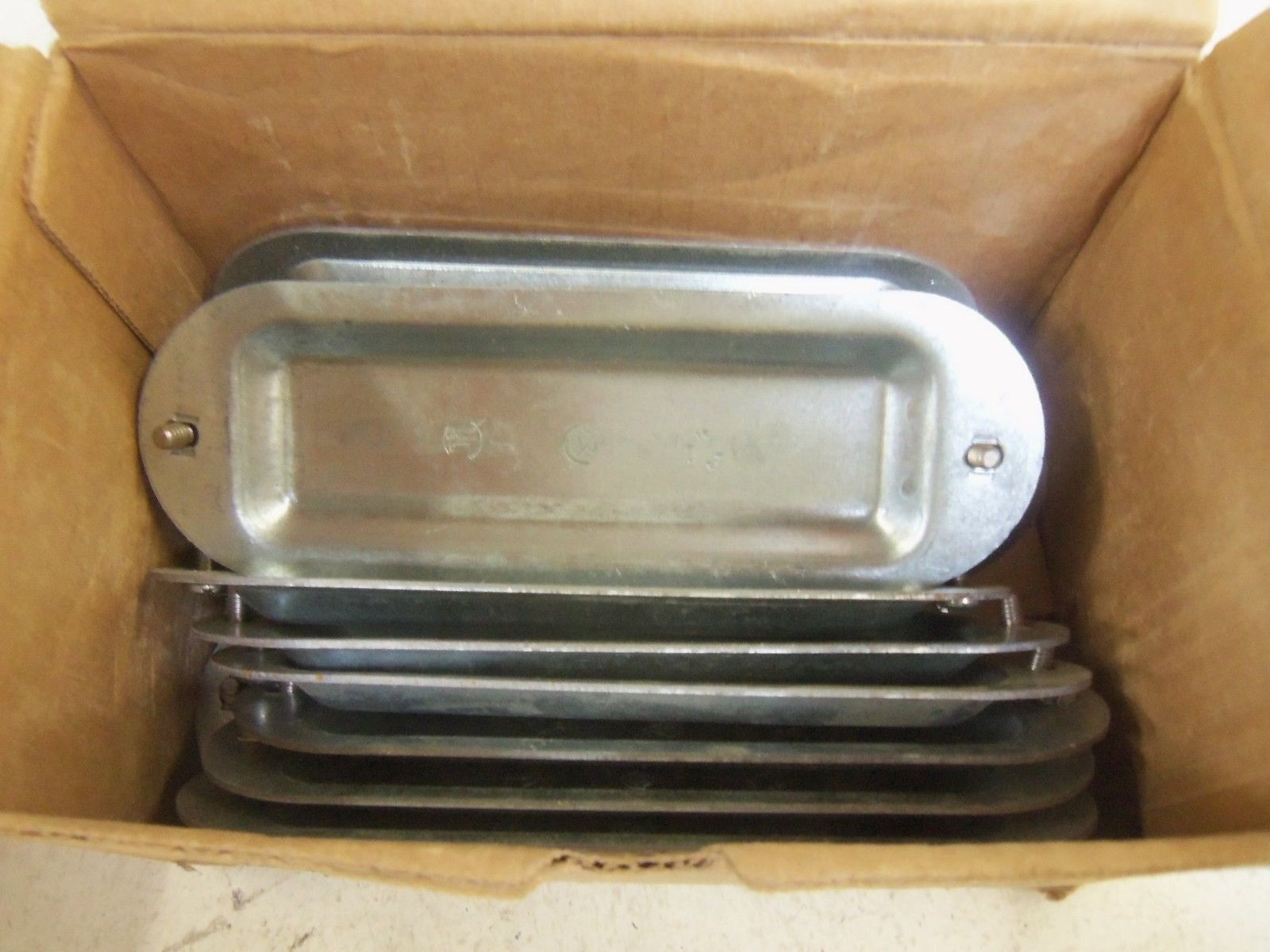 LOT OF 14 APPLETON K125 & 150 CONDUIT LID *NEW IN BOX*