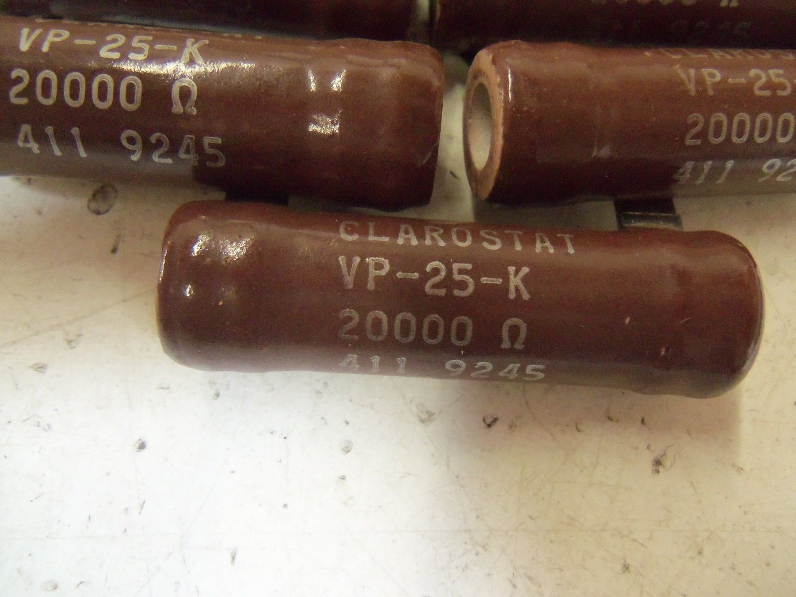 LOT OF 14 CLAROSTAT VP-25-K *NEW NO BOX*