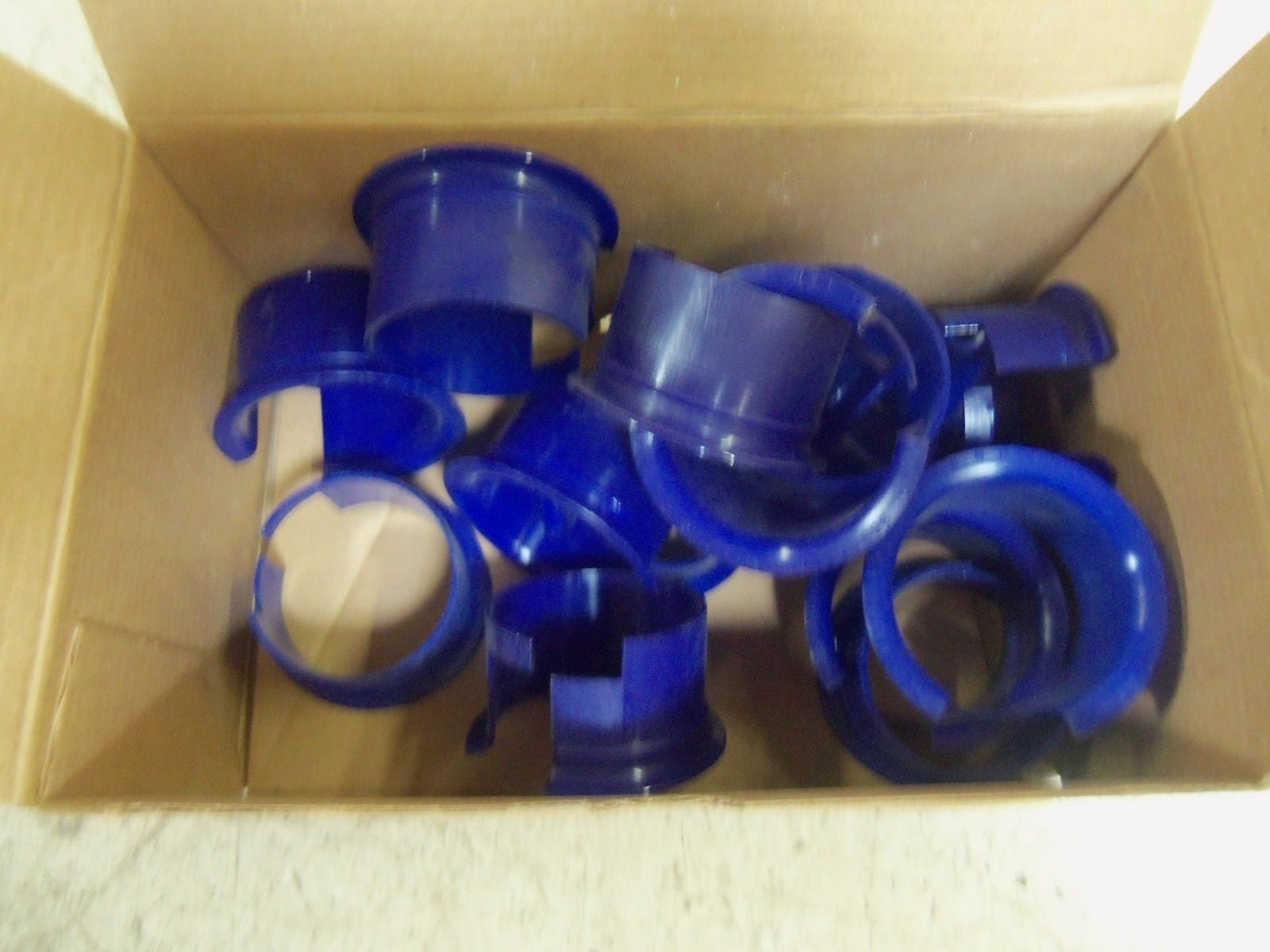LOT OF 14 THOMAS & BETTS 426-TB CONDUIT *NEW IN BOX*