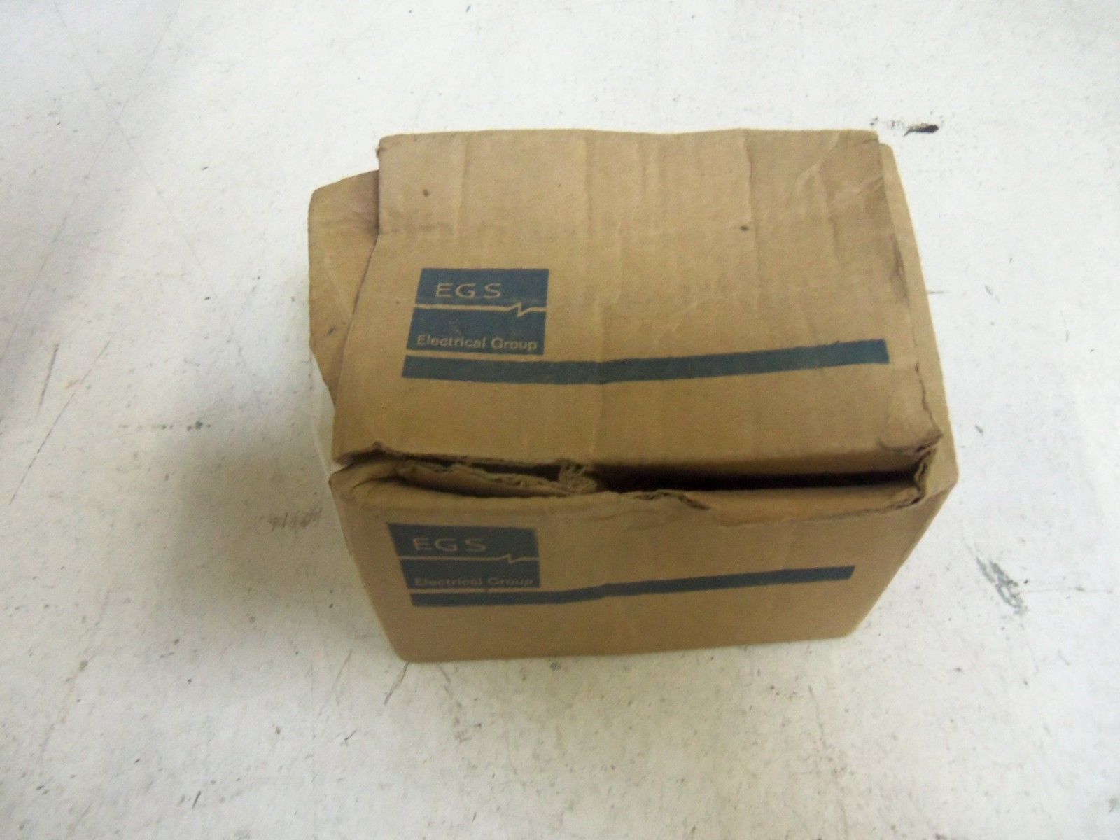 LOT OF 16 APPLETON CLB-75MN CONDUIT *NEW IN BOX*