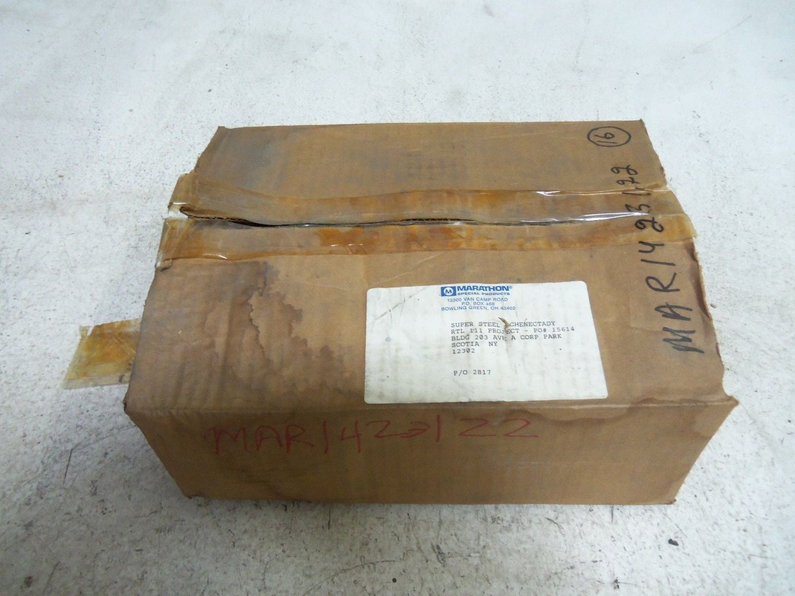 MARATHON 1423122 FUSE HOLDER *NEW IN BOX*