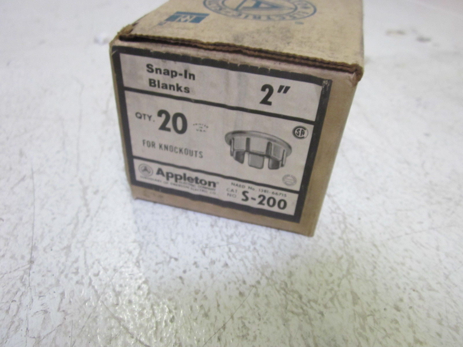 LOT OF 20 APPLETON S-200 SNAP IN FITTINGS *NEW IN BOX*