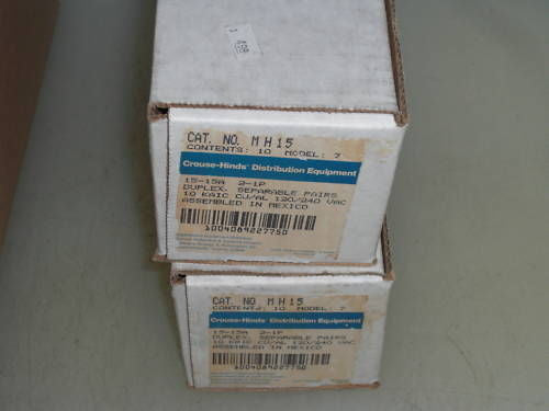LOT OF 20 CROUSE-HINDS MH15-15 CIRCUIT BREAKER *NEW IN BOX*
