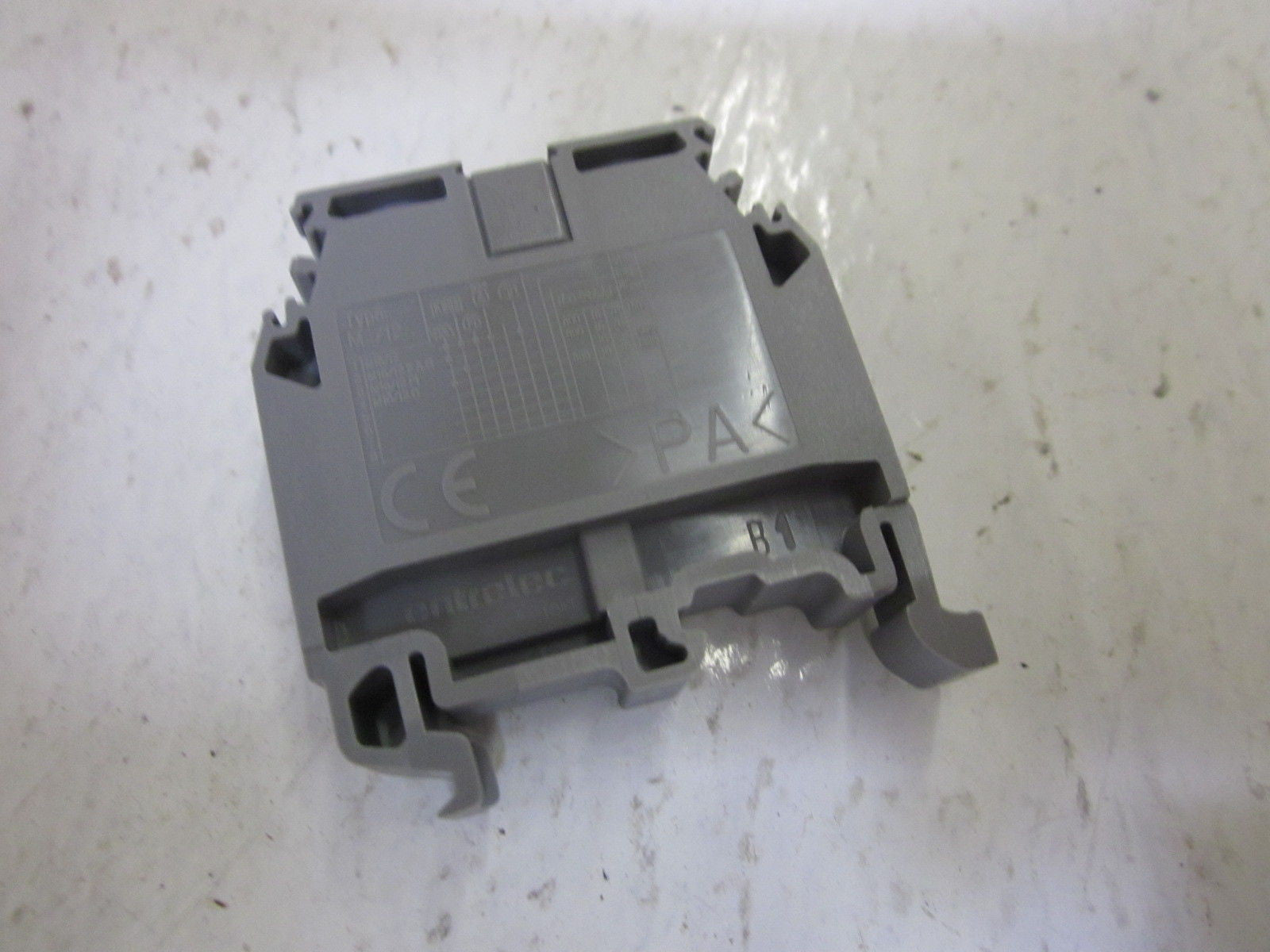 LOT OF 20 ENTRELEC 011512914 TERMINAL BLOCKS *NEW IN BOX*