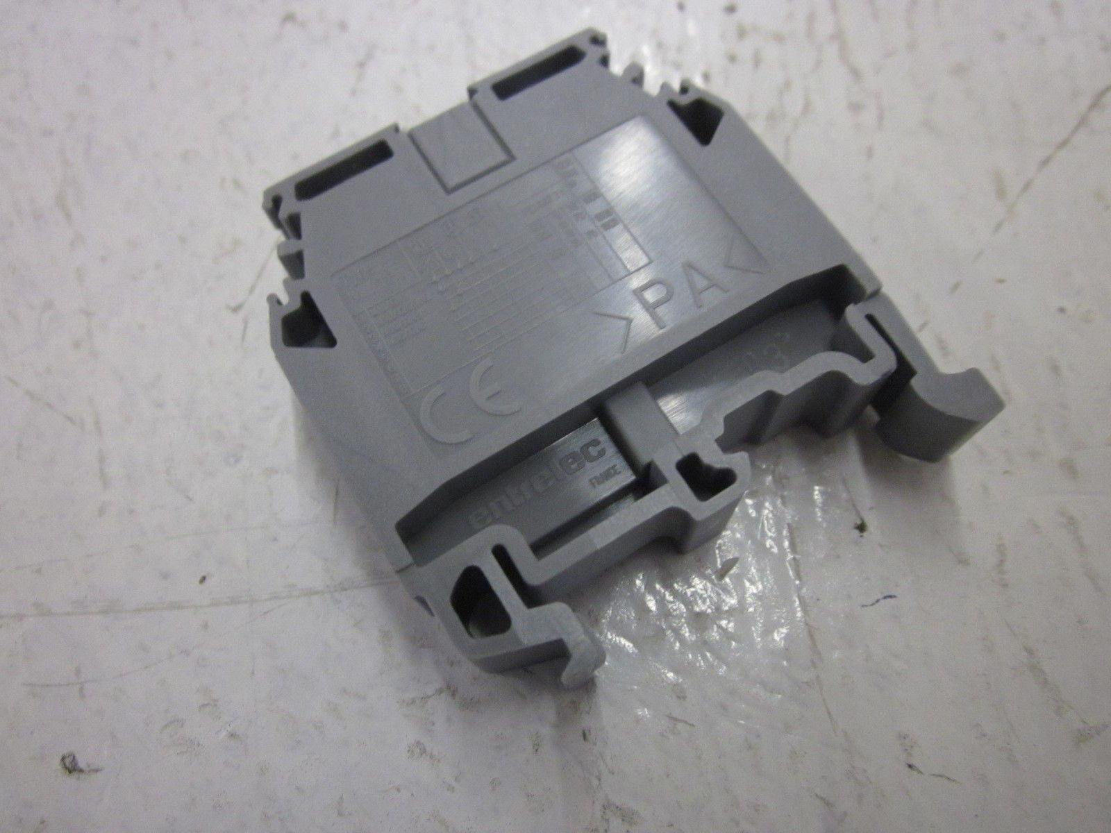 LOT OF 20 ENTRELEC 1SNA115129R1400 *NEW IN BOX*