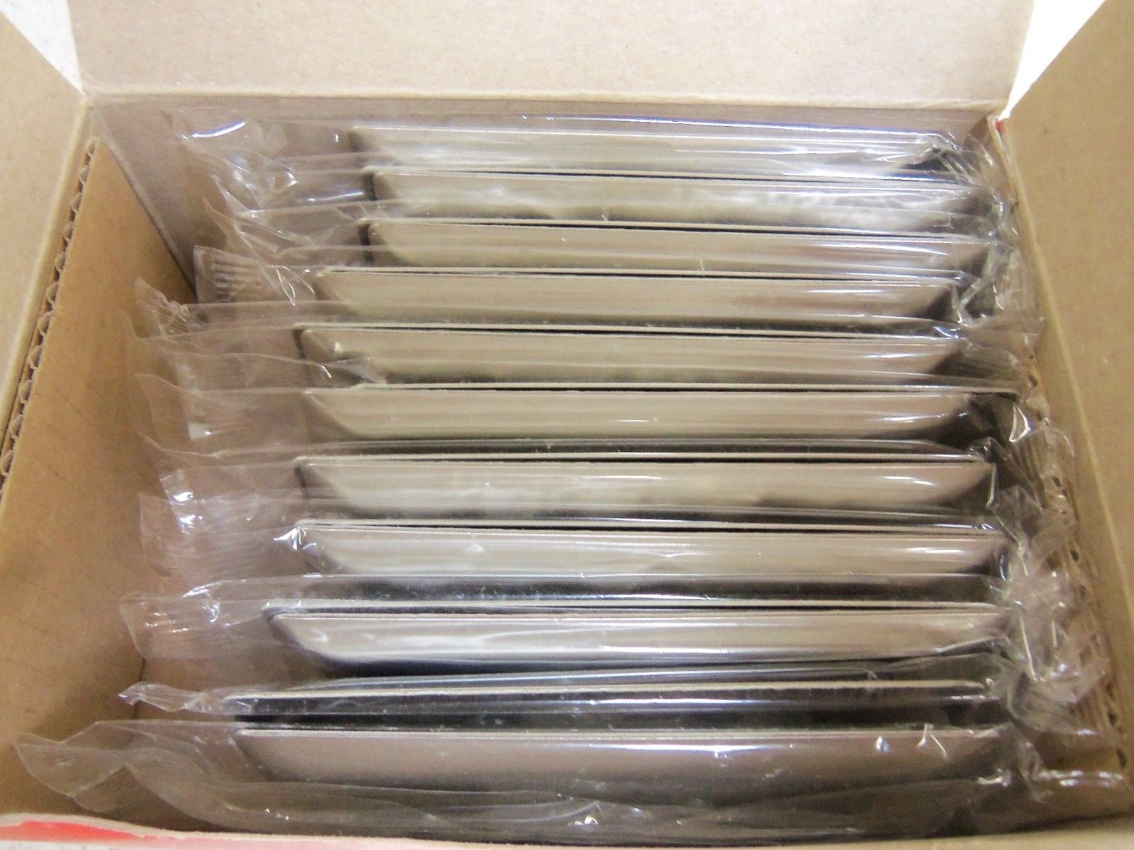 LOT OF 20 PASS & SEYMOUR SS720 METAL WALL PATE *NEW IN BOX*